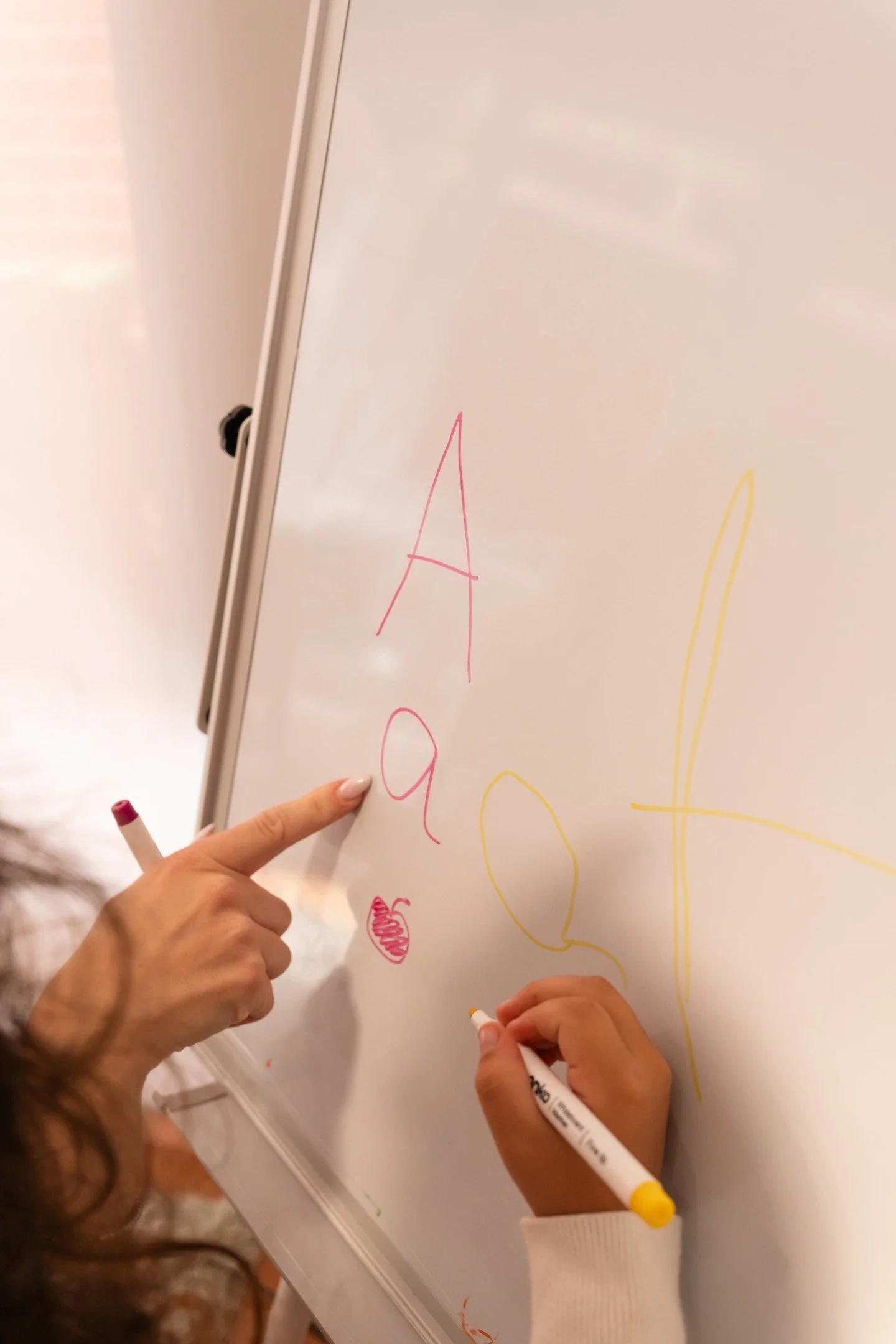 Did you know? 

Children are not usually diagnosed with a Specific Learning Disorder (SLD) straight away. Before a diagnosis is made, there needs to be evidence that difficulties with reading, writing, or maths have continued for at least 6 months, e
