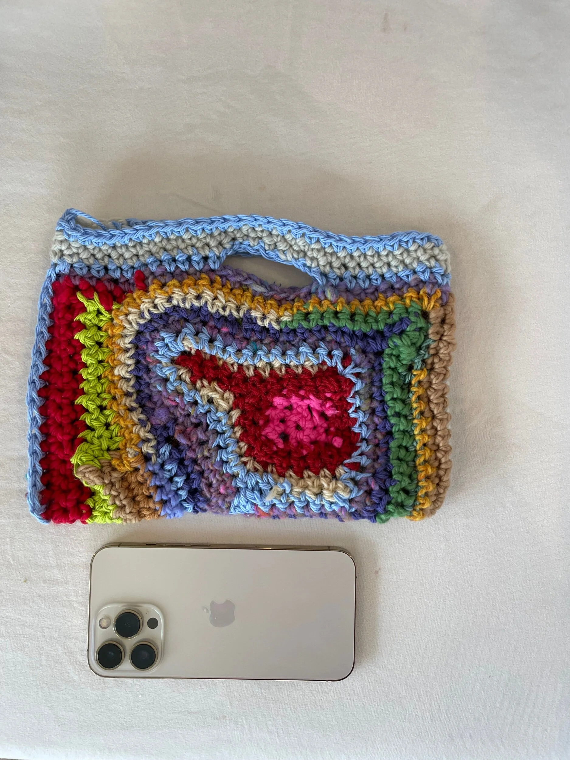 2DB8C8BE-9A0A-4AE7-B7D0-C259E4548A94