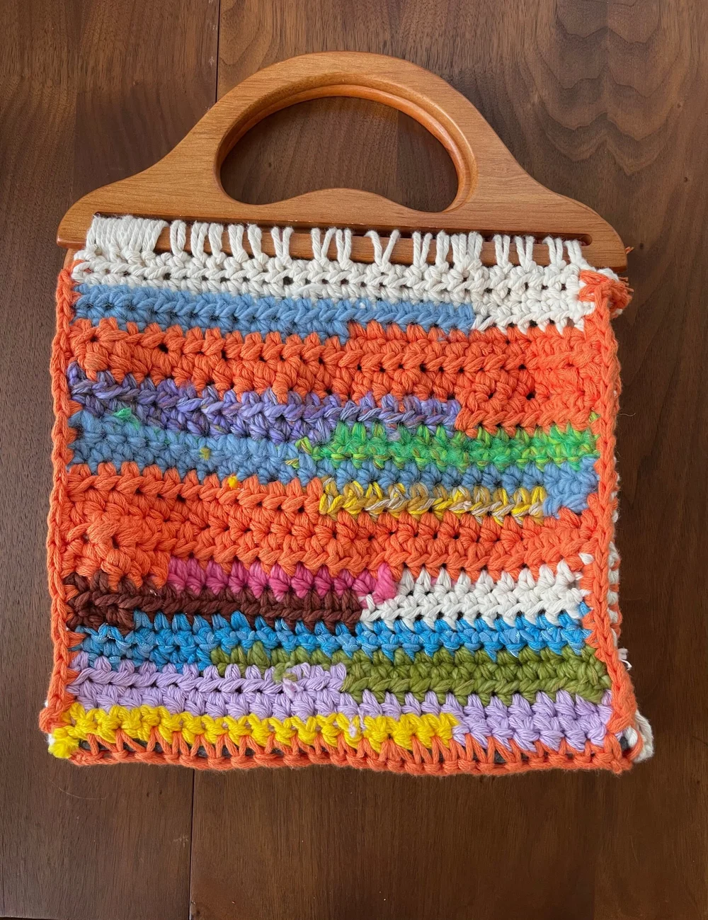 Crochet bag with wooden handle — Kayla Soufer