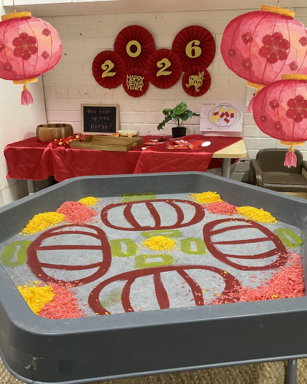 Wishing all our families a joyful Lunar New Year 🧧✨ Across the centre, the children have been celebrating through meaningful and hands-on experiences, enriched by our wonderful families who shared traditional lanterns, recipes, decorative fans, and 