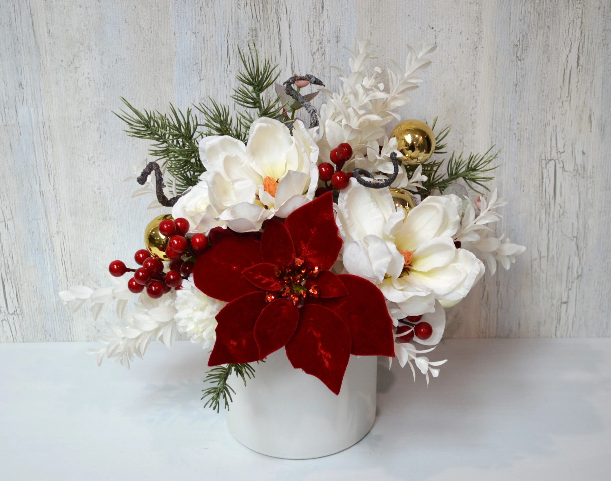 Christmas Floral arrangement Front View.jpg
