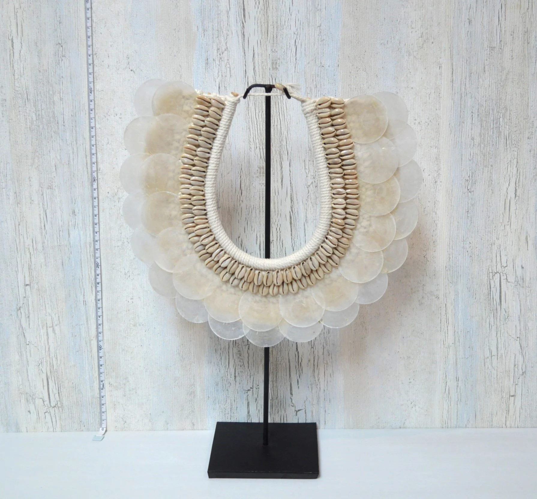 Papua Shell Necklace with stand