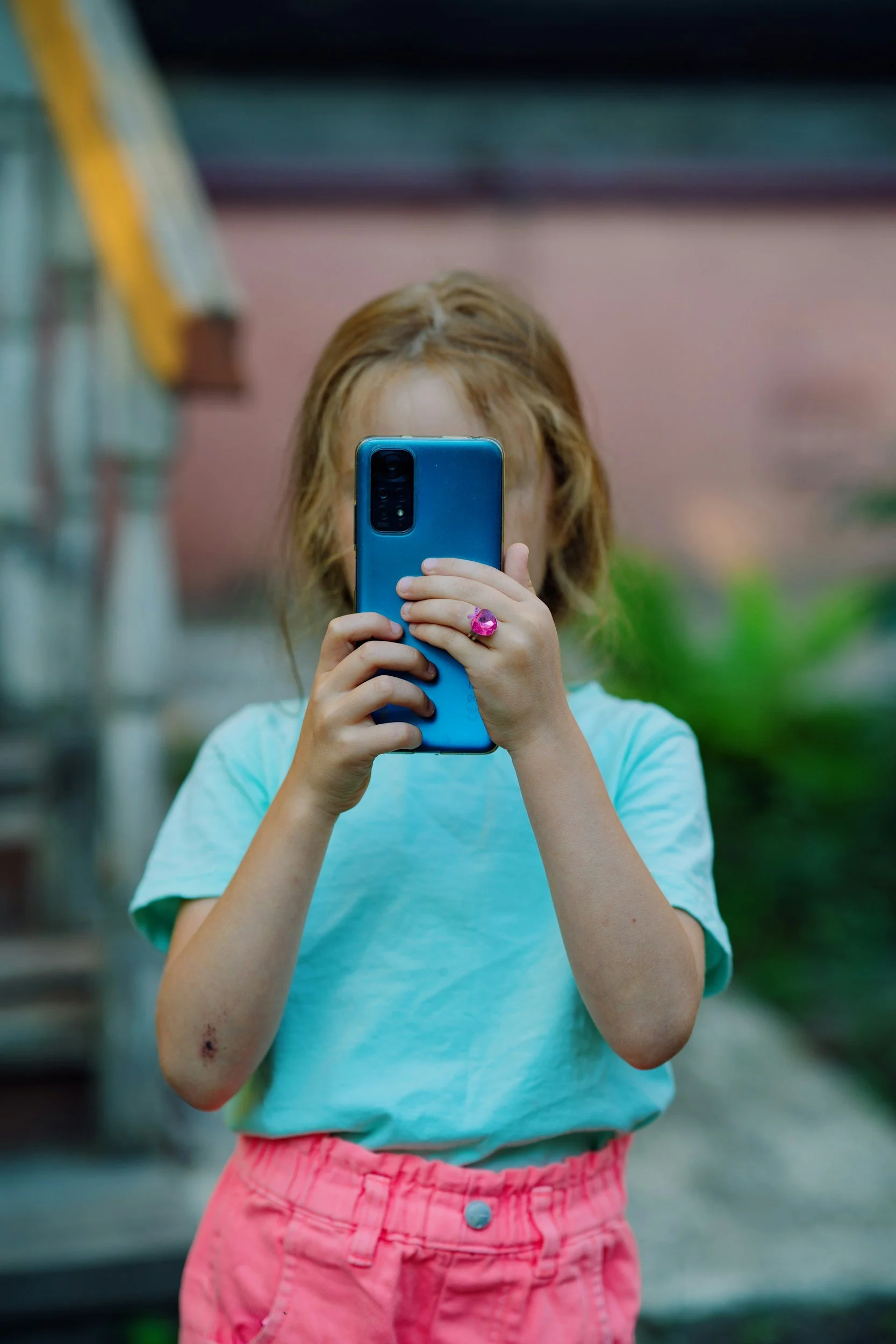Smartphones may be harmful for kids under 13
