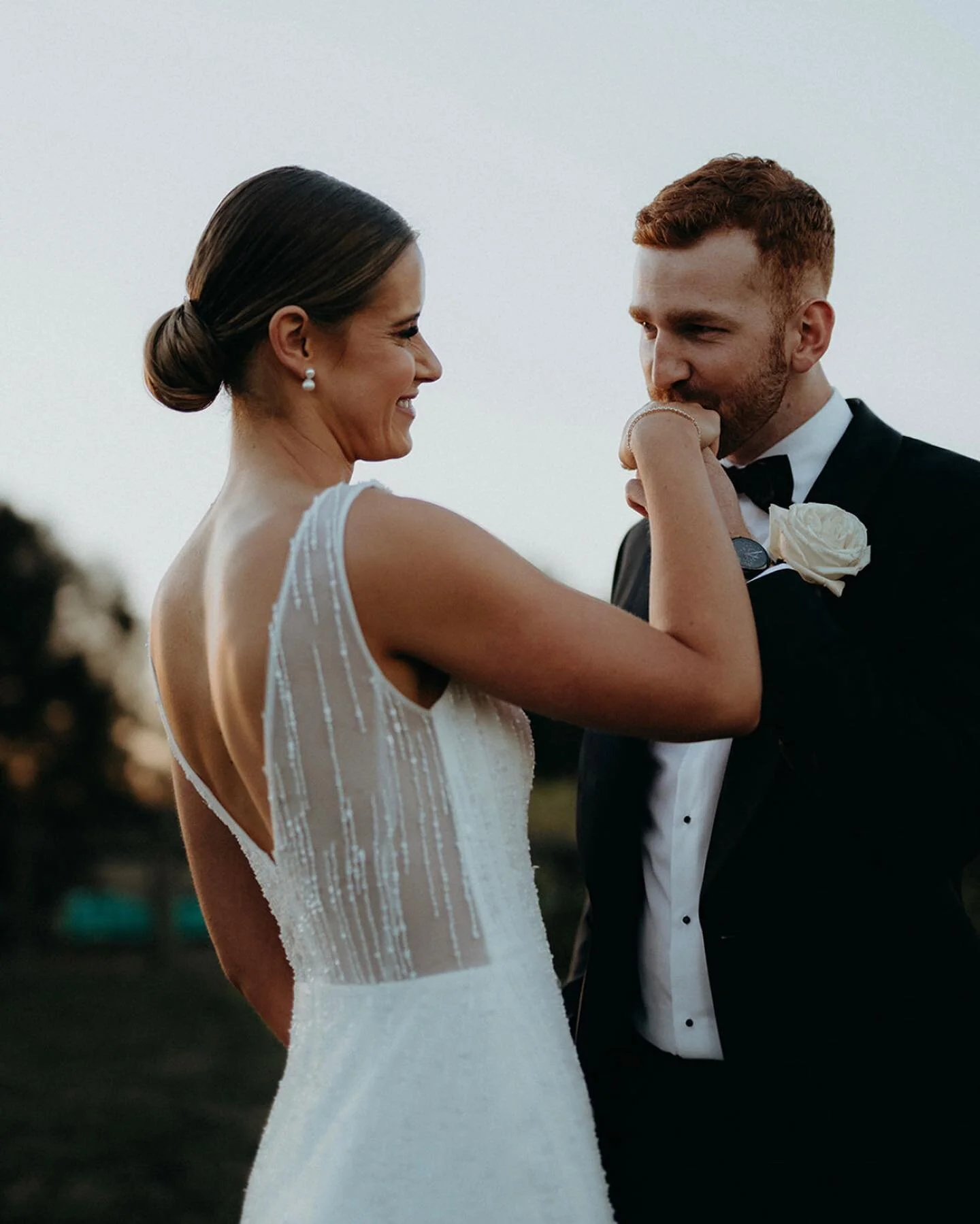 We love love love when brides send us their photo galleries! But much like the brides, finding your favourites to post is so difficult! As is the case here with the stunning @dani.anderson17 ☺️
So many beautiful photos! 
@weddingswithryal did such a 