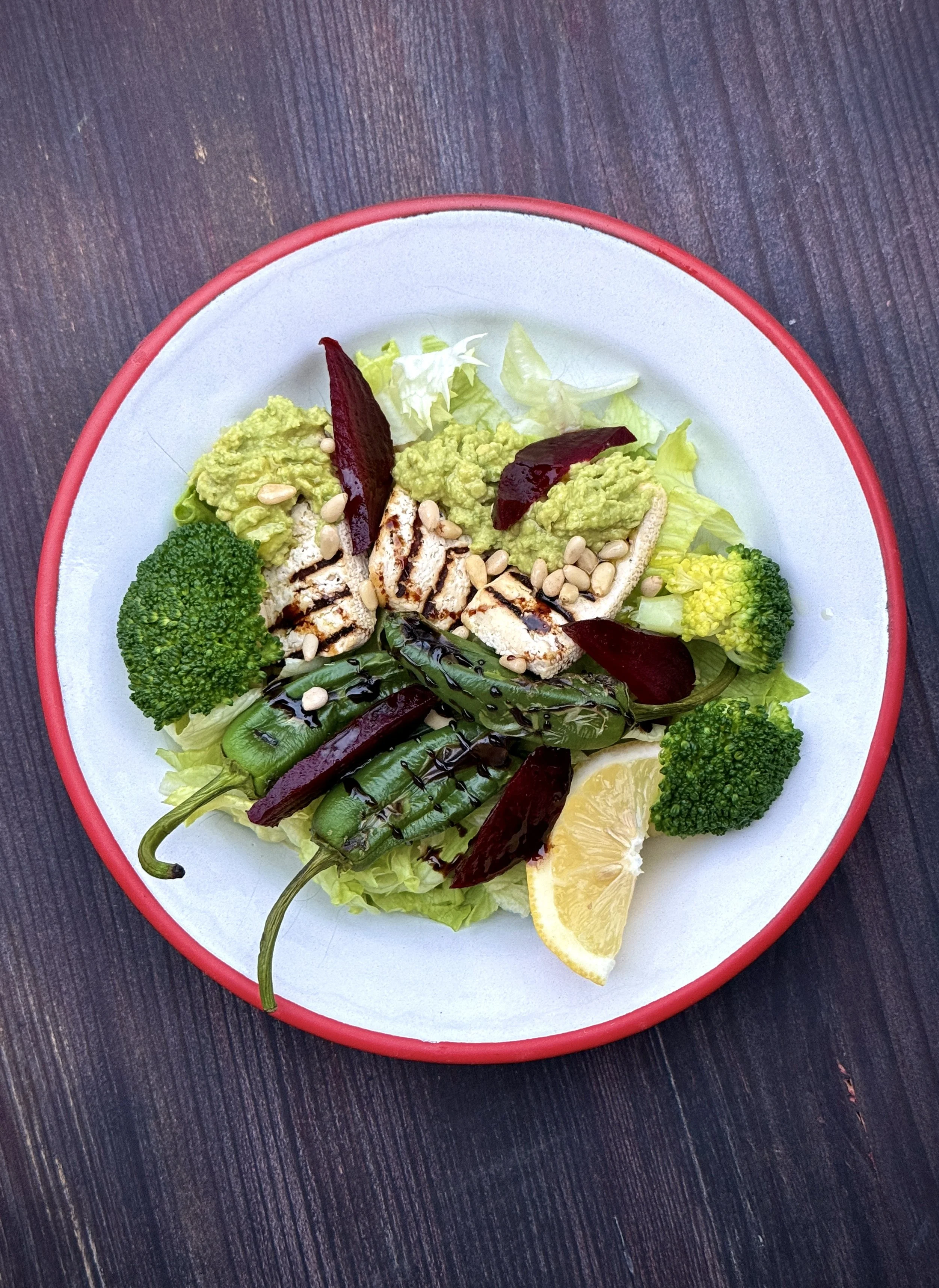 Vegan Salad With Guacamole And Grilled Tofu