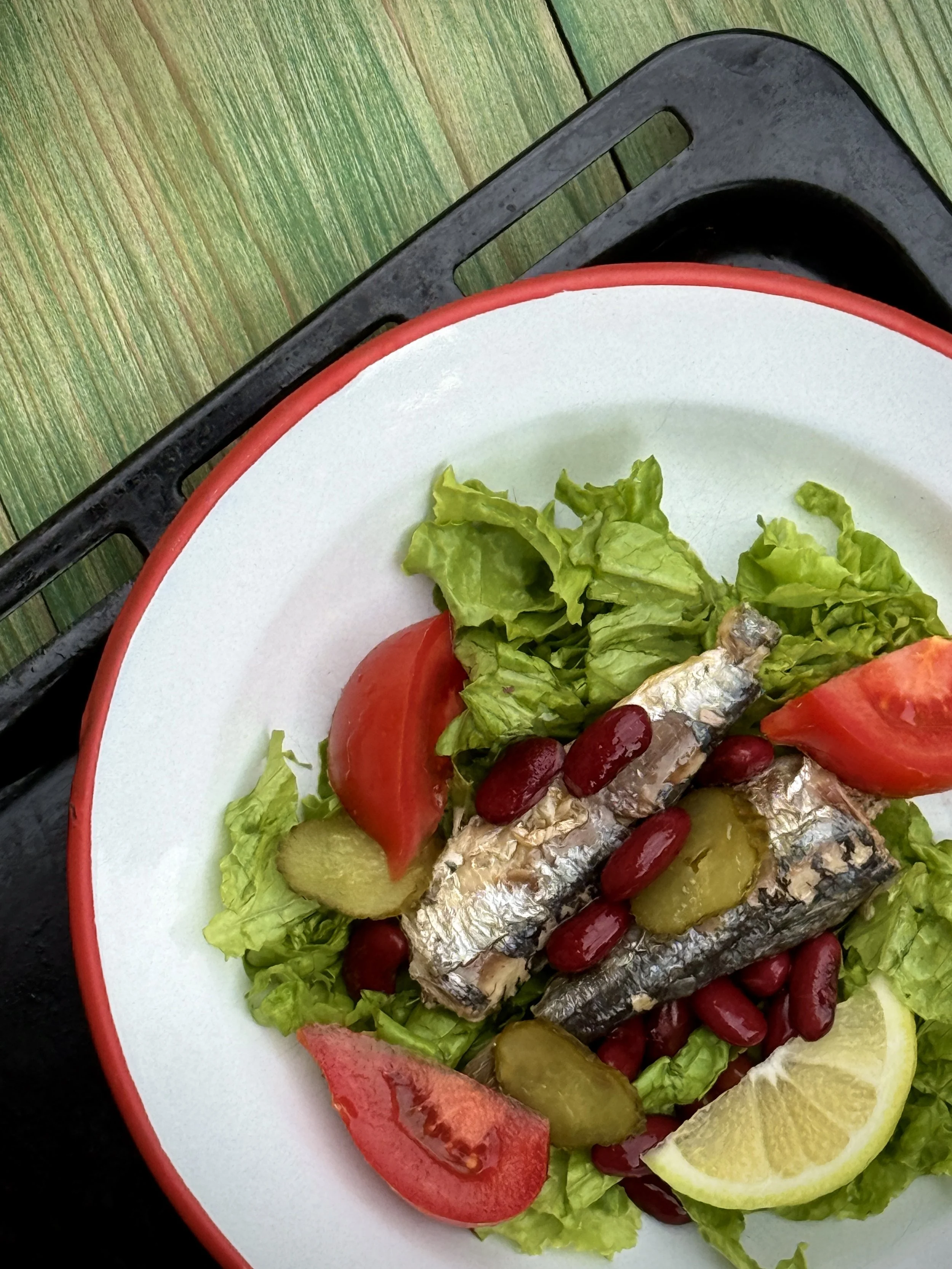 Sardine Salad With Red Kidney Beans And Grilled Spring Onions