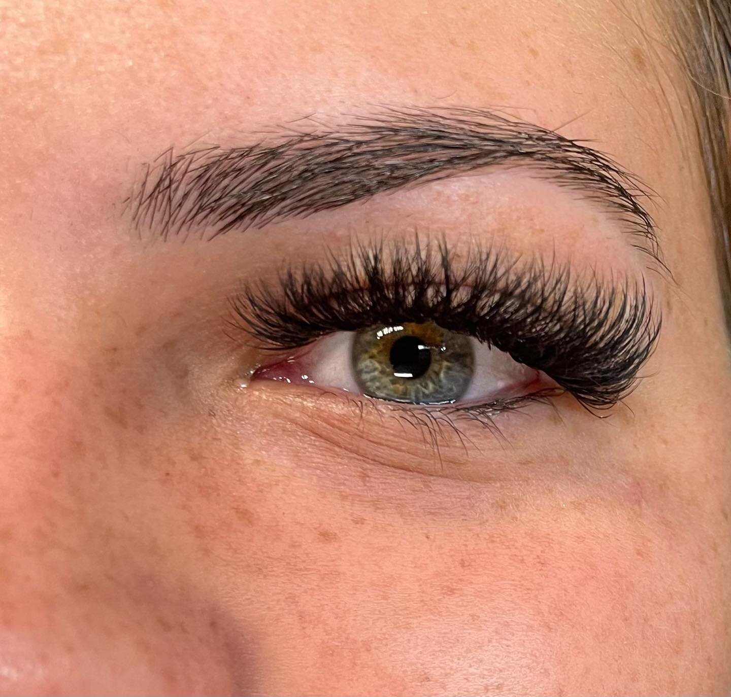 Volume Lash Extensions in lengths 11-16! Love this set on her already beautiful eyes. 😍book your lash extensions at HighbrowMakeovers.com! #volumelashes #lashextensions #lashextensionsorlando #orlandobride #orlandoweddings #orlandolashextensions