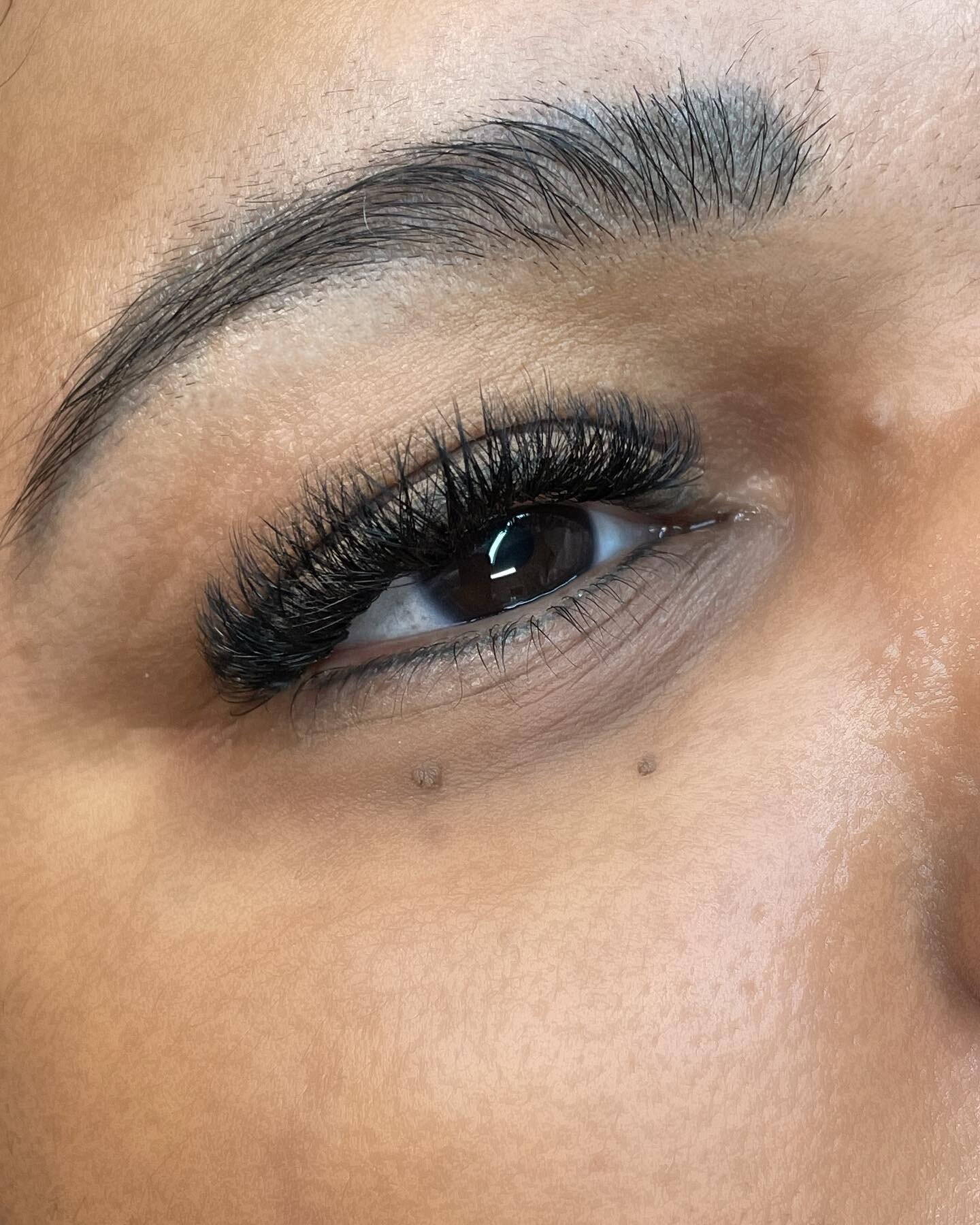 Professionally trained, quality products and great retention make getting lash extensions rewarding and easy!  Book online at highbrowmakeovers.com