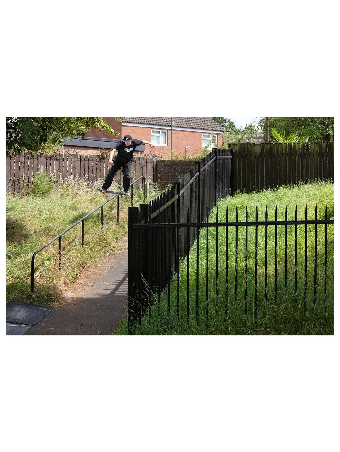 A tall boardslide from @joehinson in The Meadows last year, published in the previous issue of @downwardmag. 👊⁣
⁣
#skateboardphotography #downwardmag #nottinghamskateboarding @skatenottingham
