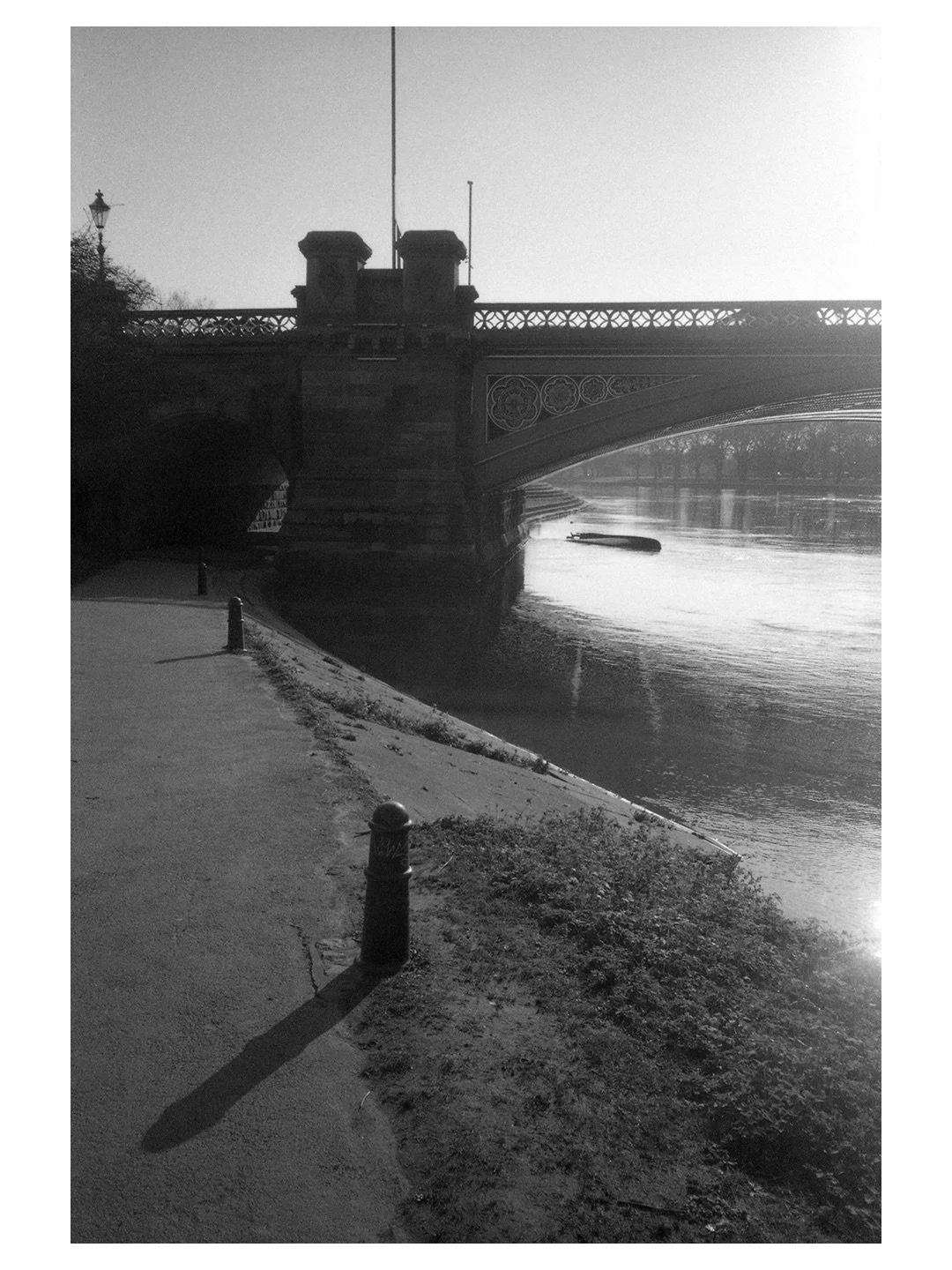 Adventures along the Trent with bikes, cameras &amp; skateboards earlier this year. ⁣
⁣
If you&rsquo;re shooting film, go take it to @lensfayre!⁣
⁣
#filmaintdead #olympusxa2 #ilforddelta400