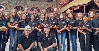 The talented Musique Sur La Mer Youth Orchestra from California enjoyed touring England and Wales in 2017. In England, a couple of unique performances at both Hampton Court and Blenheim Palaces. In Wales, a performance at a Welsh mining Museum. -Sept
