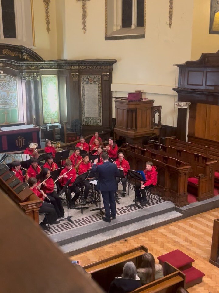 Was a pleasure to have @sandyfordband perform at St Ann&rsquo;s Last night 🎼🎺🥁

As part of @moundsviewchoir concert, the first of their 2026 tour of Ireland. More videos of the evening to come&hellip;