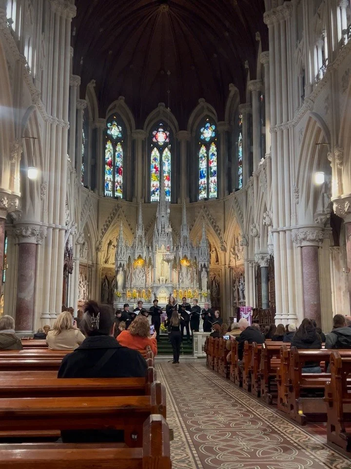@moundsviewchoir performing at the beautiful @cobhparish 🎶

The second performance of their 2026 tour of Ireland, what a stunning backdrop for their incredible voices ☘️🎵