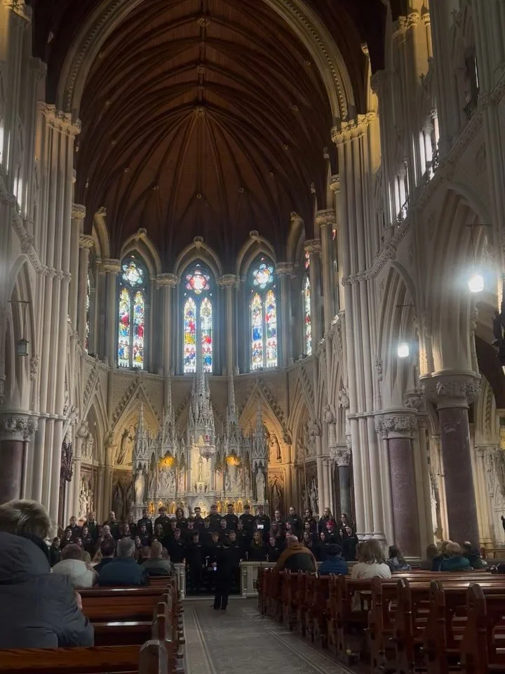 Prior Lake High School Choir in concert at @cobhparish last month 🎶 

They were lucky enough to visit Cobh on a beautiful blue sky day ☀️🦋