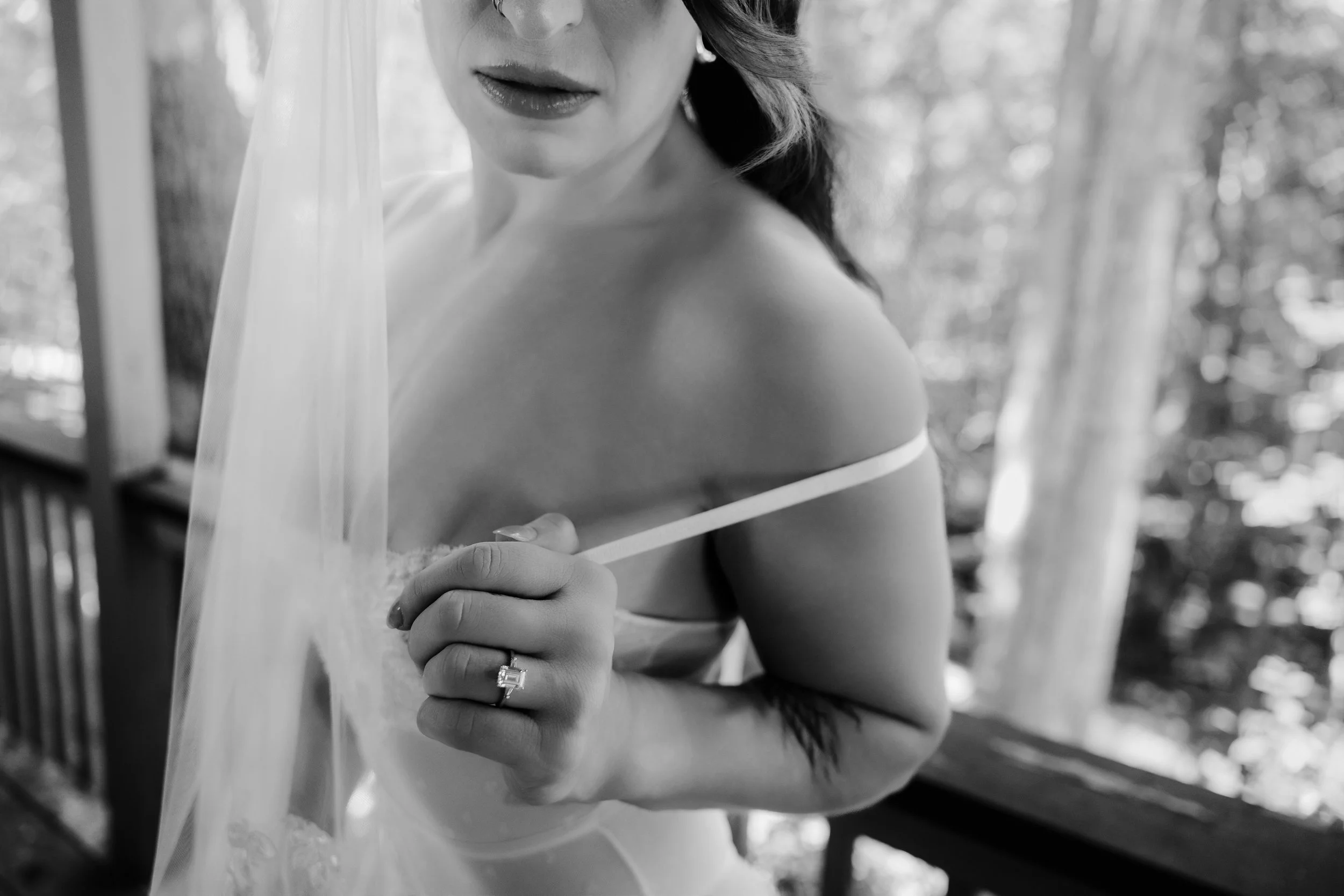 💋 What to Wear for Your Boudoir Session (and What NOT to)