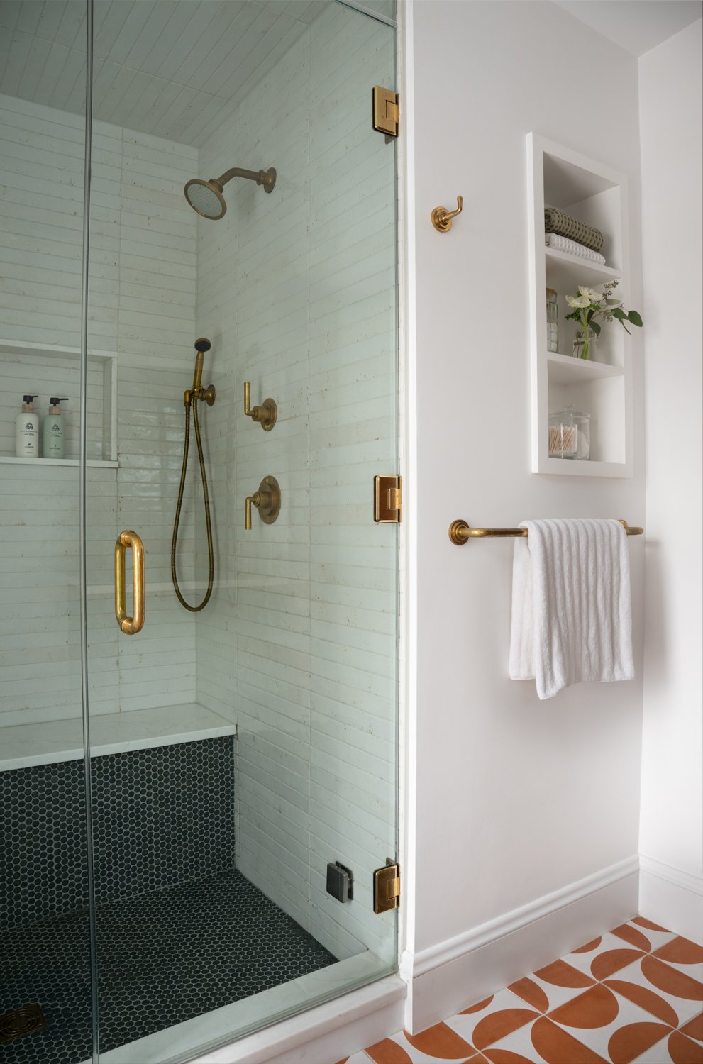 Zephyr and Ore-4.jpg