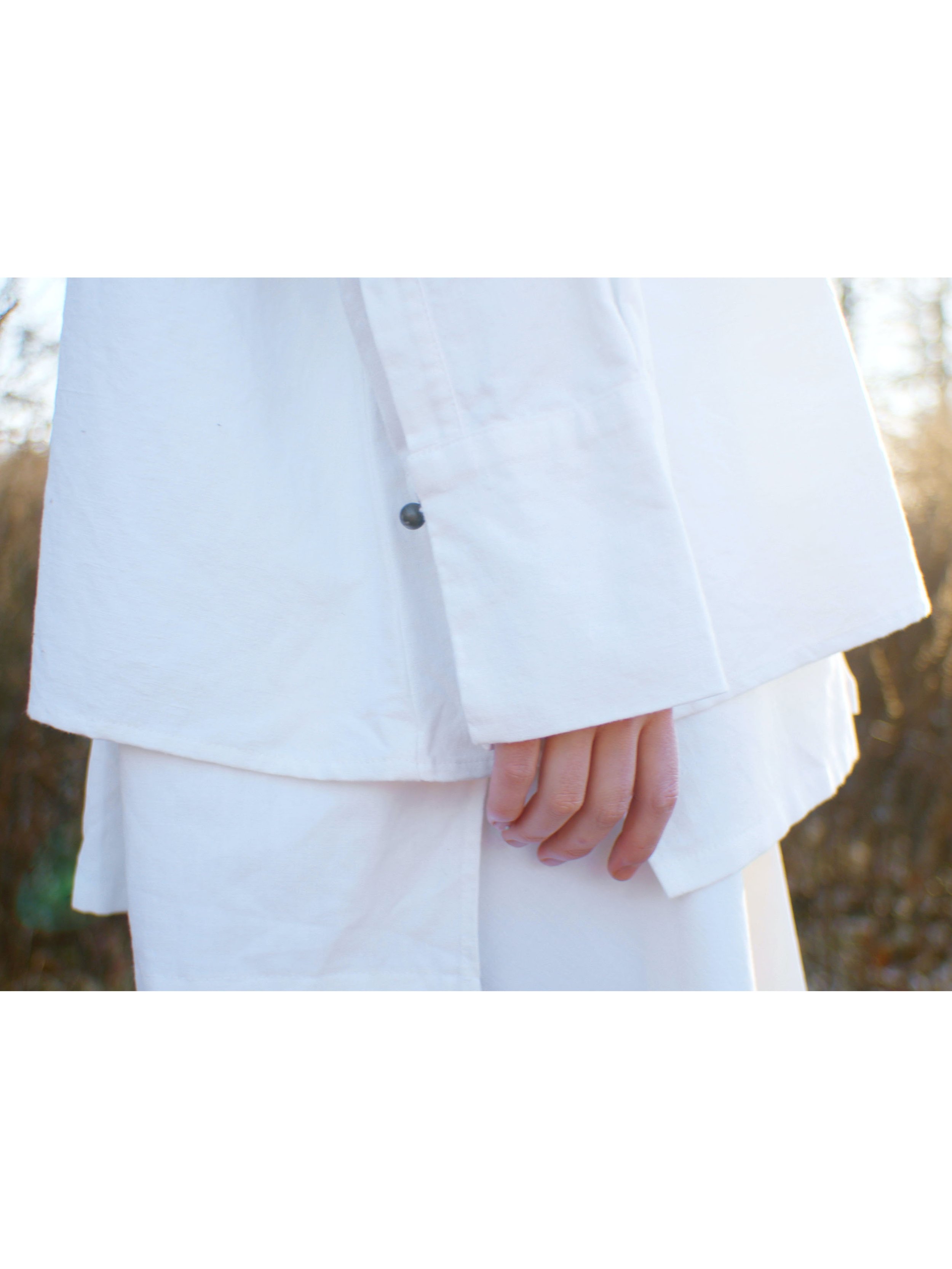 white look STILL2_BA_new.jpg