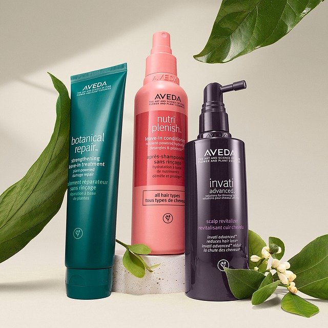 Everyone appreciates a little bonus 🤩 Celebrate your stylist this Stylist Appreciation week, and earn a little bonus for yourself. ✨🛍️ 

All week long you'll earn 200 Bonus Points when you purchase a full size Aveda product OR add on a Pro-Treatmen