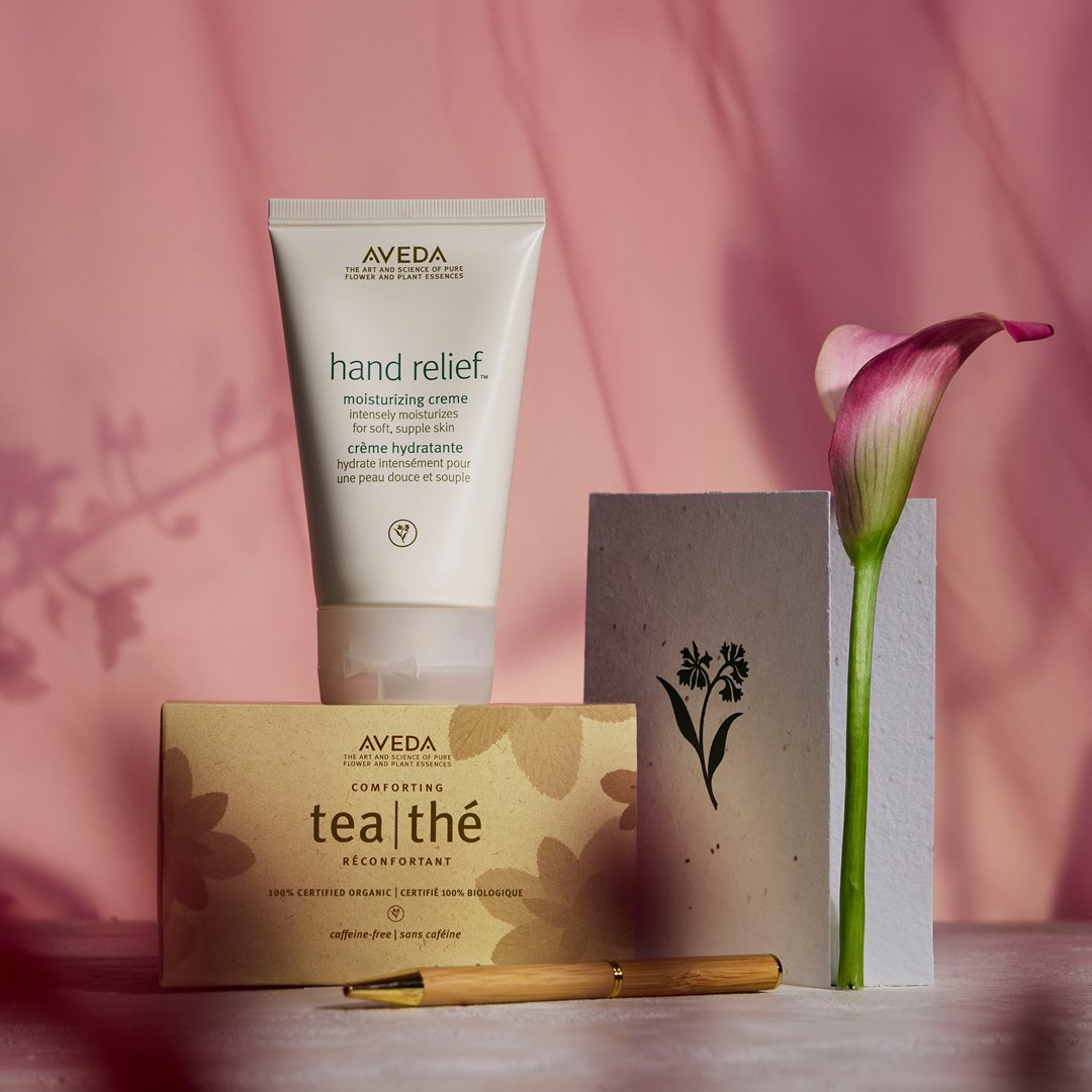 Celebrate mom (or yourself) with plant-powered care from Aveda 🌿 Enjoy 25% off* Bodycare, Skincare &amp; Tea through this month at Salon &amp; Spa 511. 

*Excludes liters. Cannot be combine with other offers. 

#AvedaSalons #AvedaArtist #MothersDay 