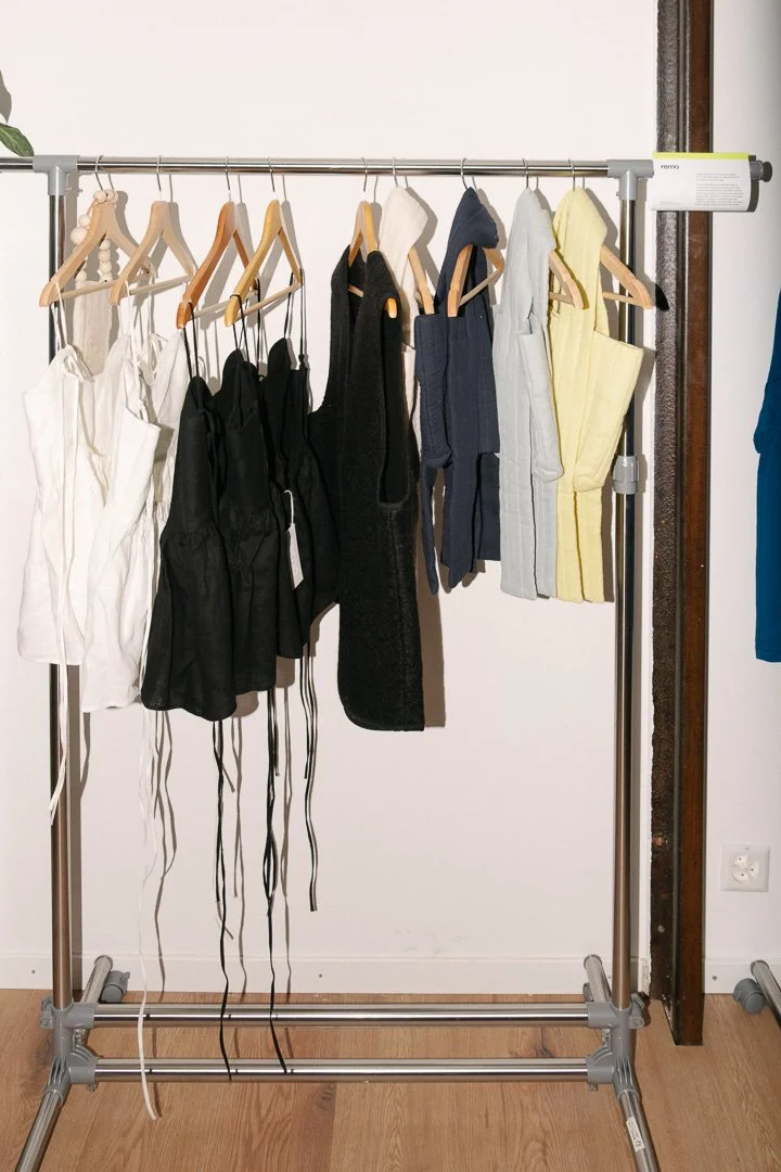 Photos réalisée lors du pop up mode et design suisse à Bulle organisé en collaboration entre Commun et Frousse - Portant Studio Remo