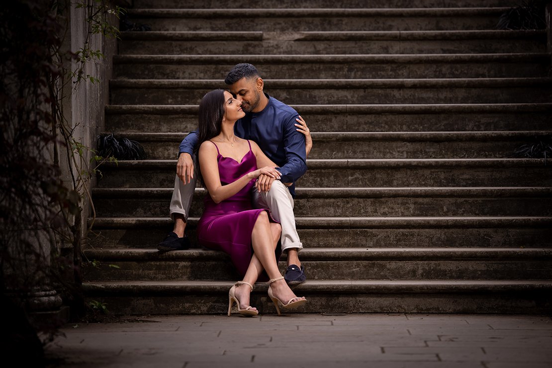 HILL GARDEN PERGOLA PRE-WEDDING SHOOT