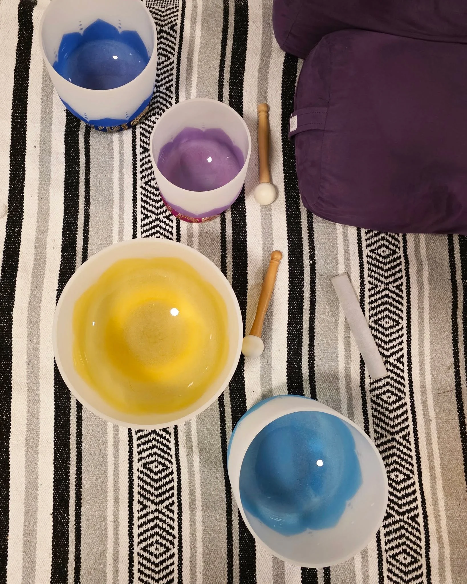 Come as you are, no experience needed, Community Sound Bath Sunday November 30th 10-11am. 

Come rest &amp; reset after the holiday hustle and bustle with Monica, Certified Sound Healer, Reiki Master &amp; holistic therapist.

This is a donation even