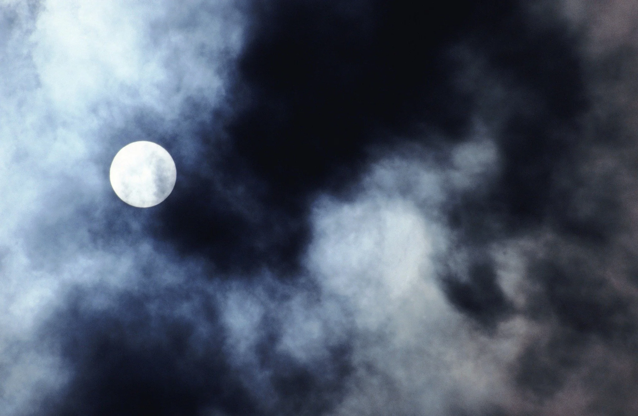 Celebrating womxnhood through ritual and fellowship for deep renewal and purification, expansion and contraction.
Sunday, February 1, 5:30-7:00pm

You are invited to a full moon gathering with Erin and Madi at 11:11 yoga.
Please join us to honor the 