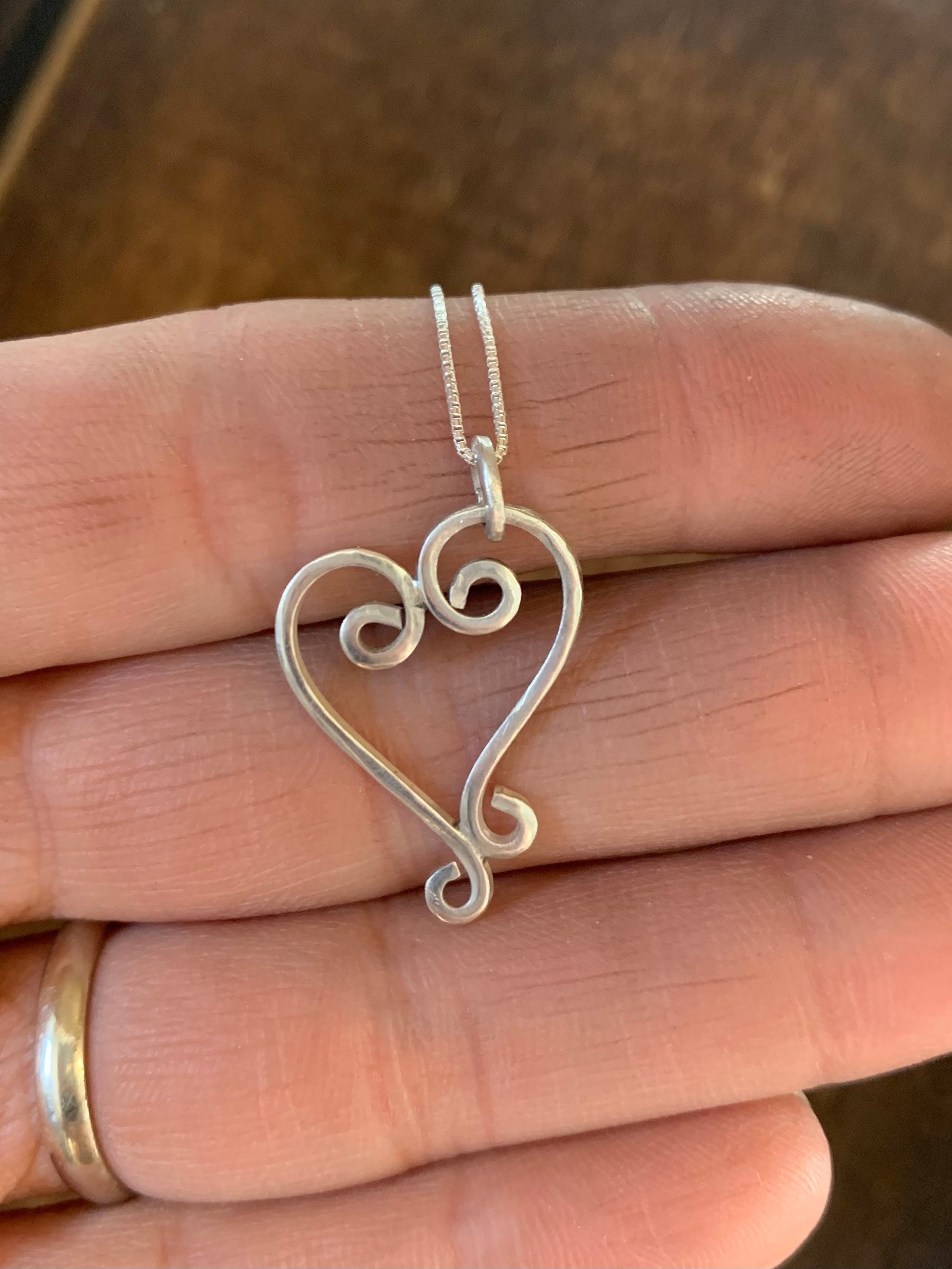 https://i.etsystatic.com/9873574/r/il/9d65df/2839043899/il_fullxfull.2839043899_nhd7.jpg