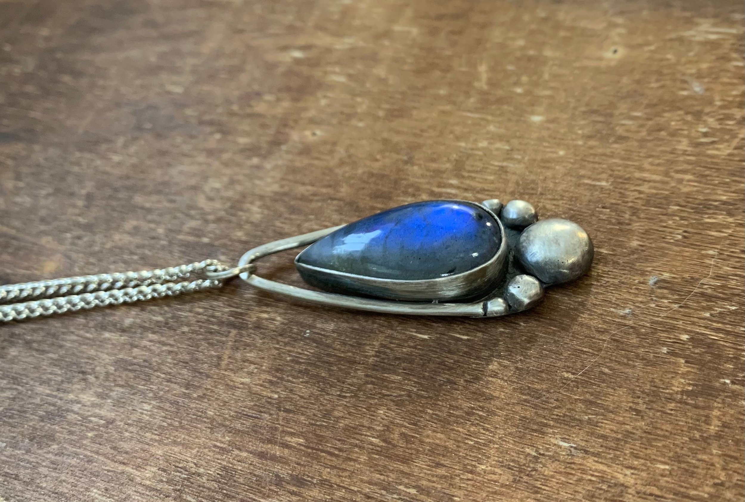 https://i.etsystatic.com/9873574/r/il/bb71fd/2839034701/il_fullxfull.2839034701_af38.jpg