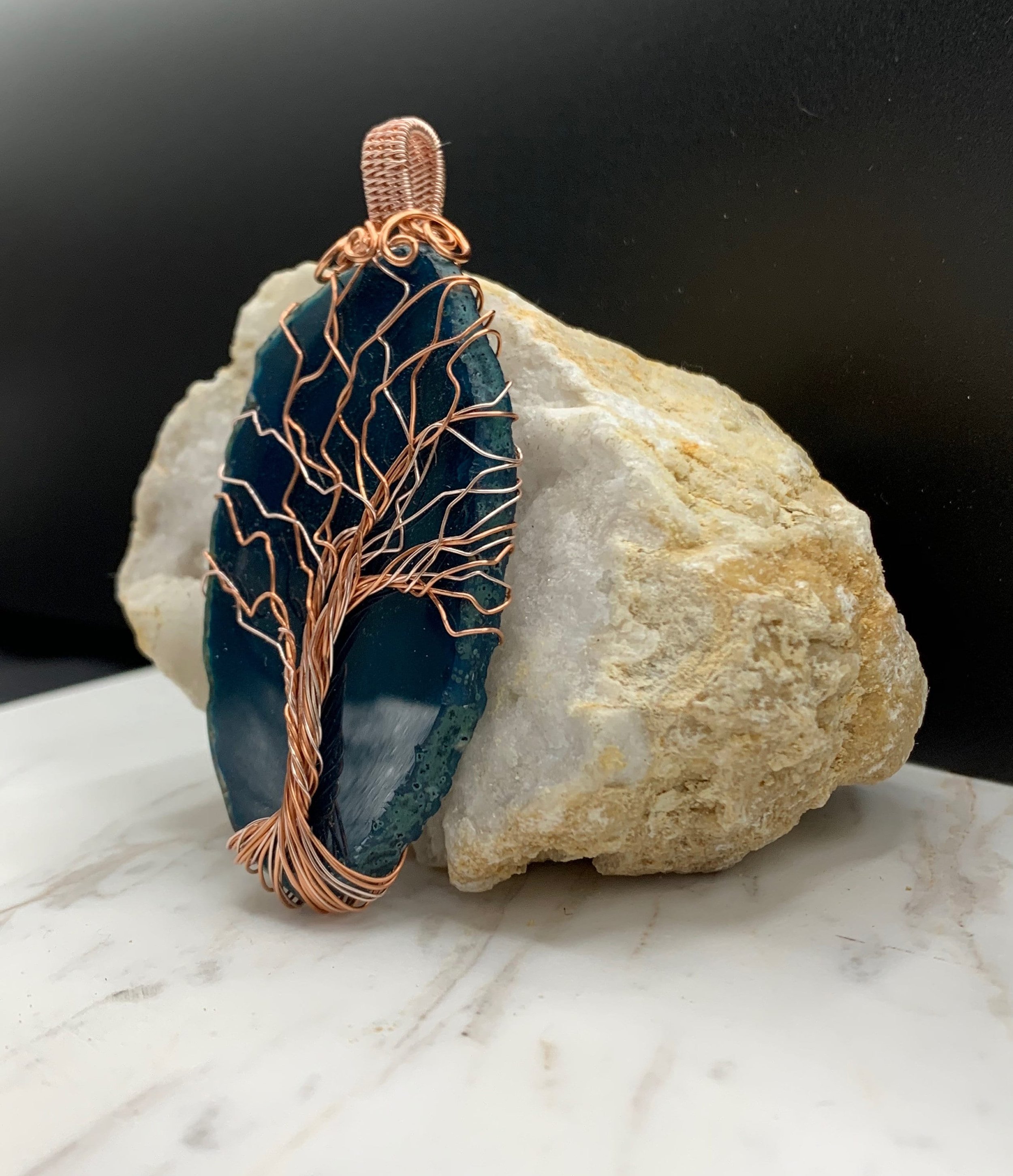 https://i.etsystatic.com/9873574/r/il/8ca439/2112335823/il_fullxfull.2112335823_2y1f.jpg
