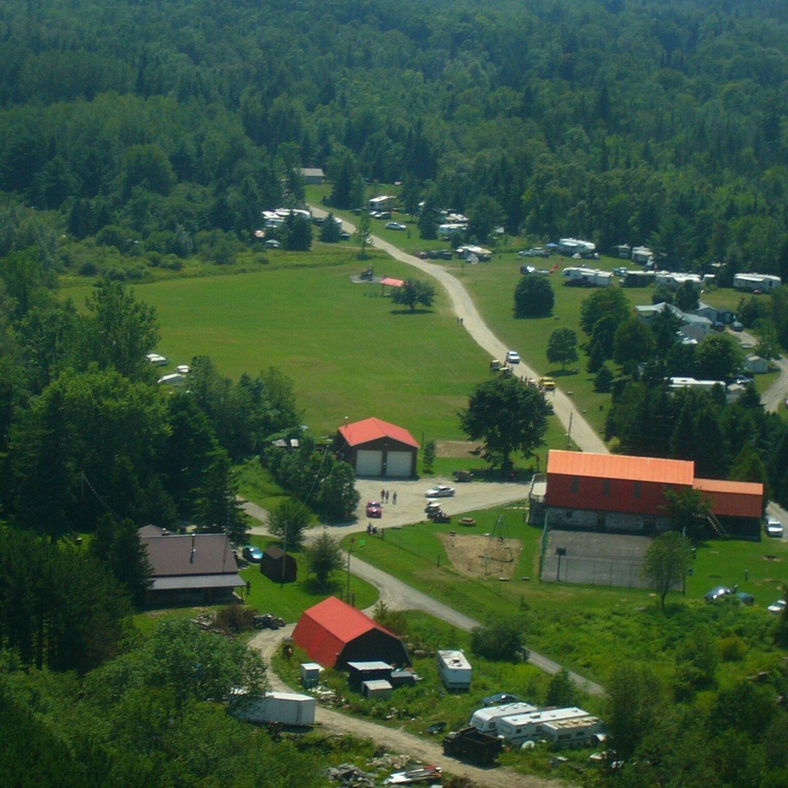 Chateau Log Farm