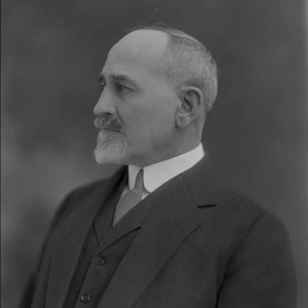 Maryboro Lodge Personality: Sir William Mackenzie