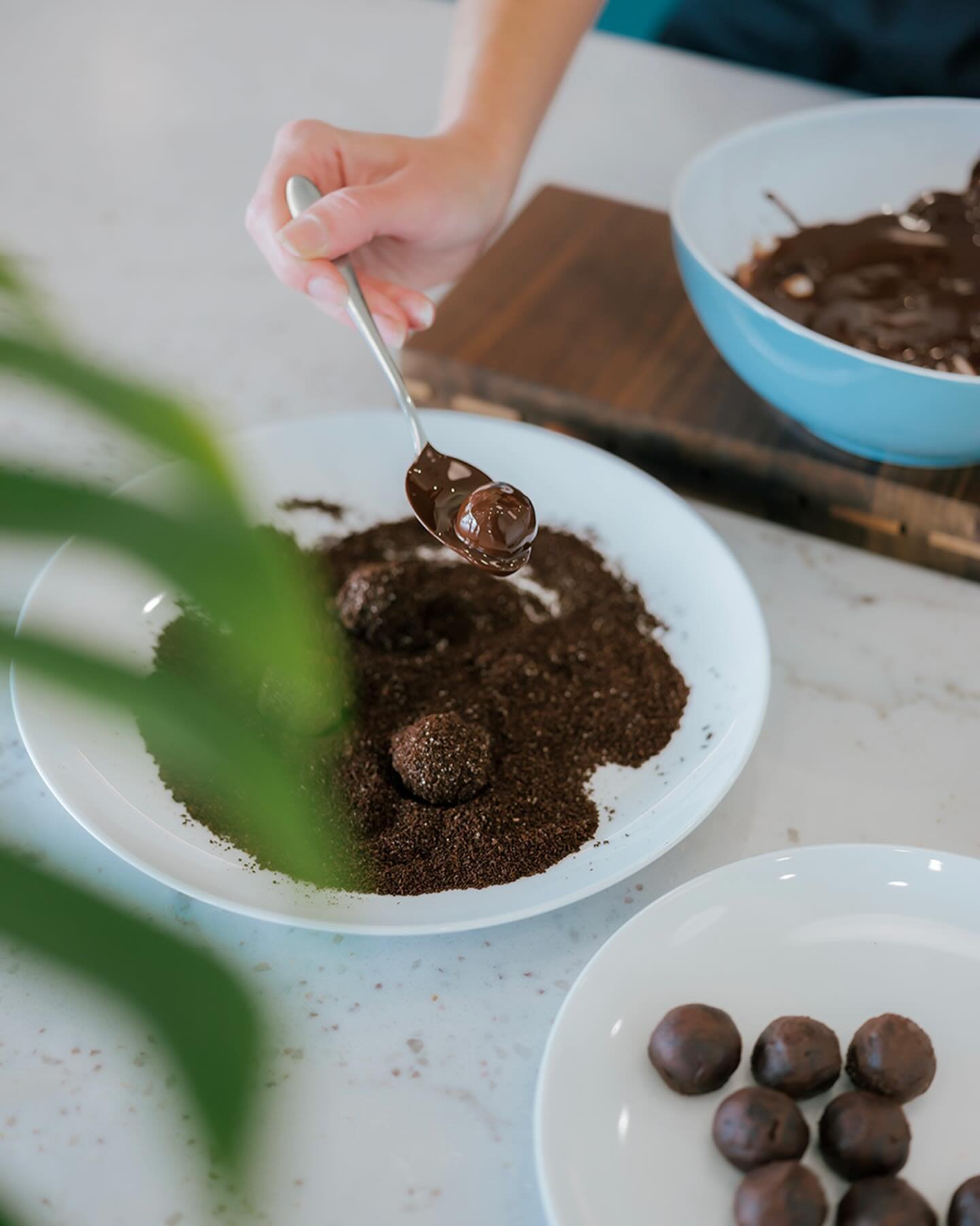 Indulge in decadence because it&rsquo;s National Truffle Day! Tag your truffle-loving partner who would love to celebrate this day with you (and would maybe be interested in taking The Hawaiian Chocolate Truffle Class with @bymelissameyer 👀)