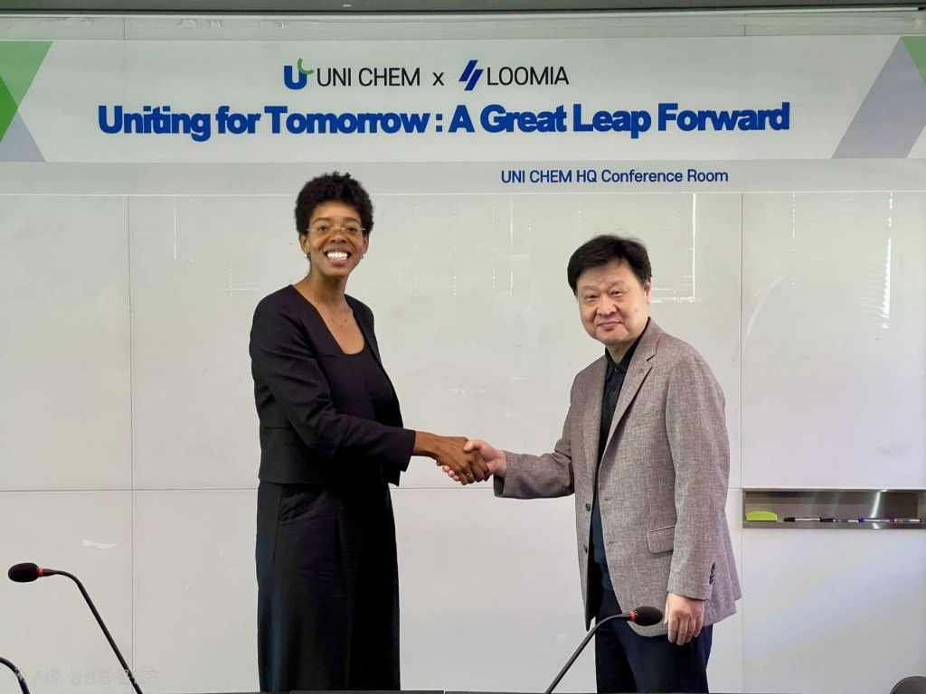 Unichem Completes Signatures with Key Parties for the Acquisition of U.S.-based Loomia... Full-scale Commercialization of 'Robotic E-Skin'
