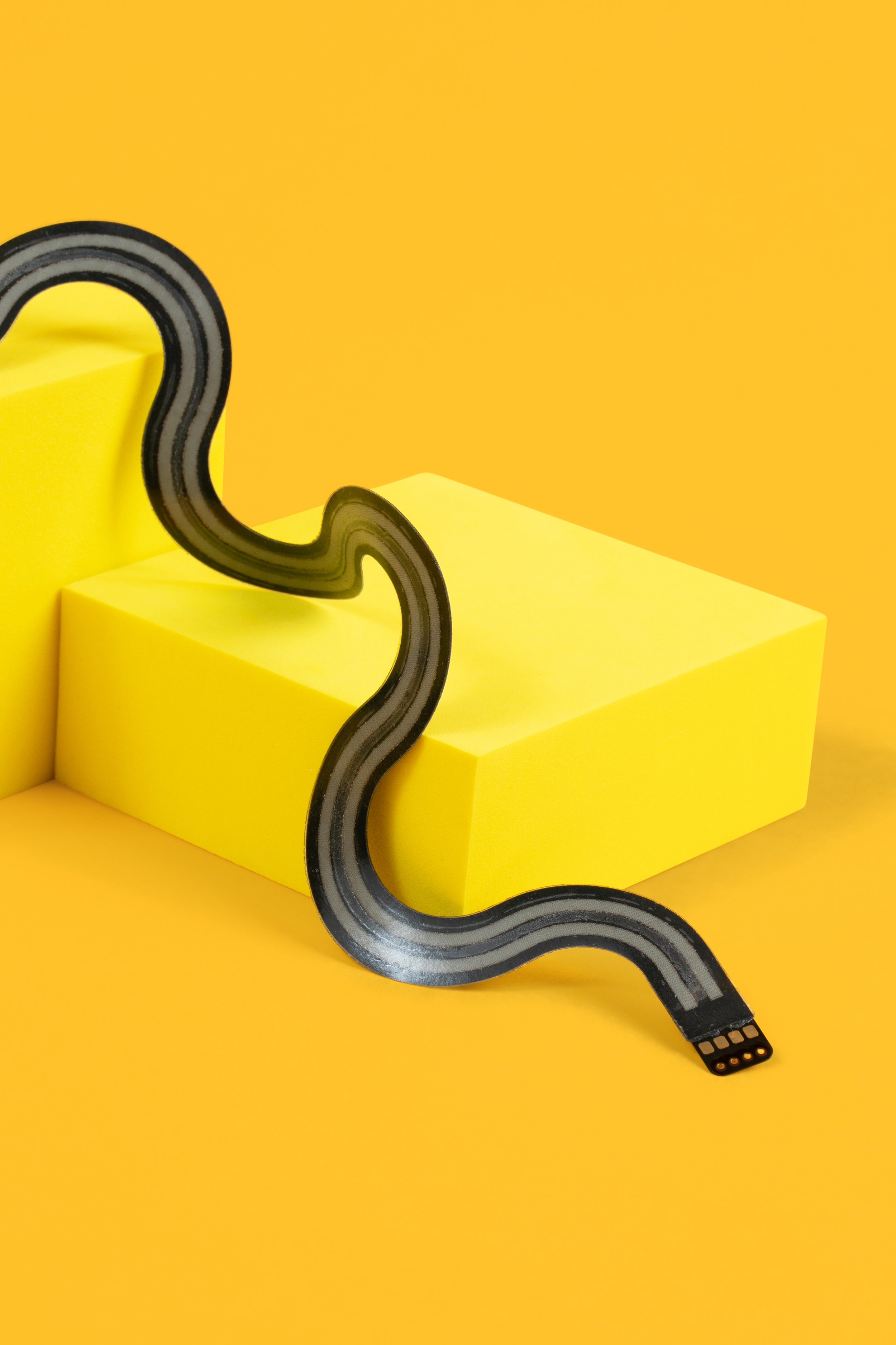 The Loomia Electronic Layer