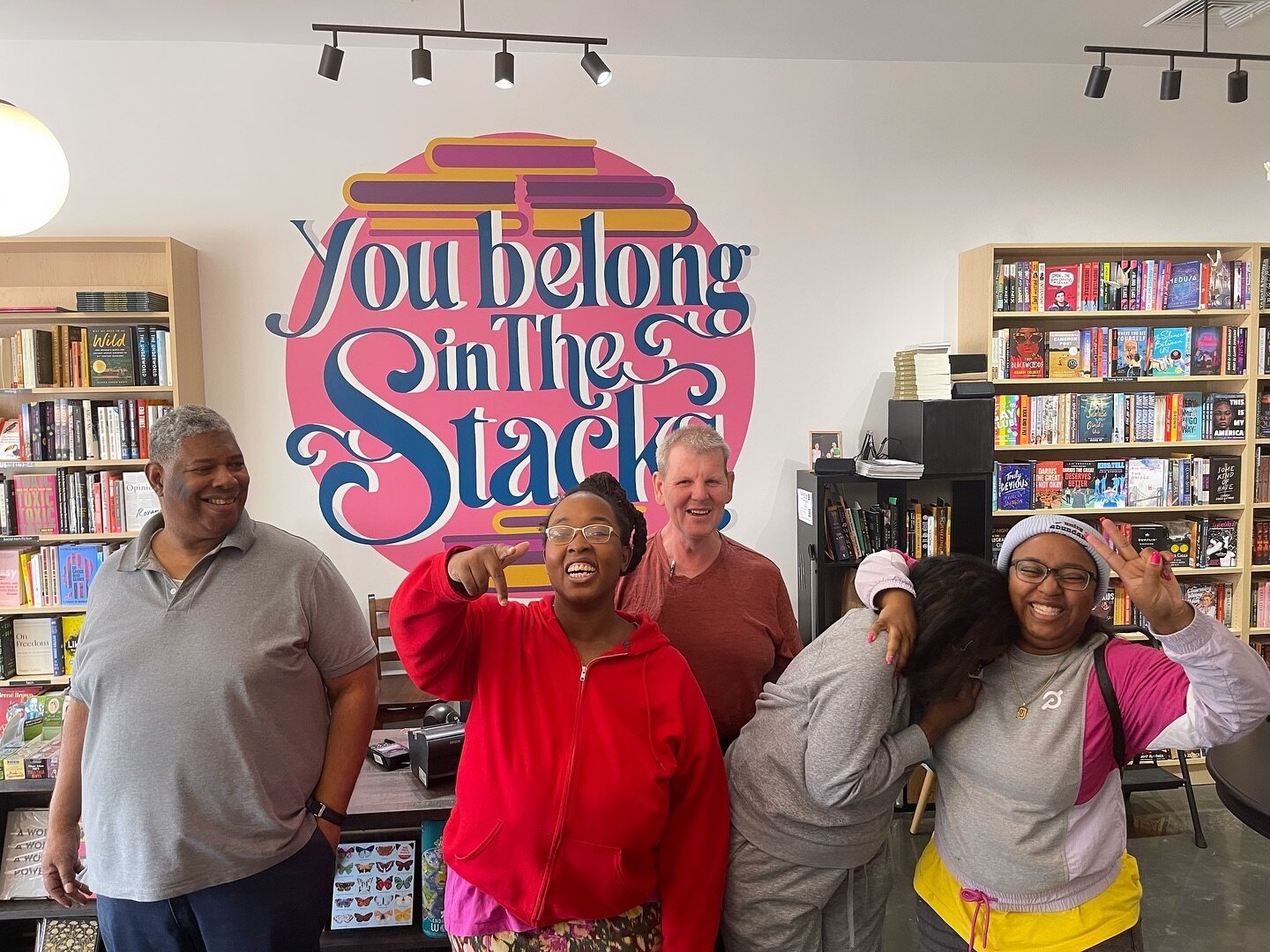 Did you know we have a new fully inclusive, ADA friendly bookstore in Savannah?! @thestacks_bookstore is a local, author-owned and operated independent bookstore on Waters @ 40th st. We loved going by to pick out some new books today!

Image shows gr