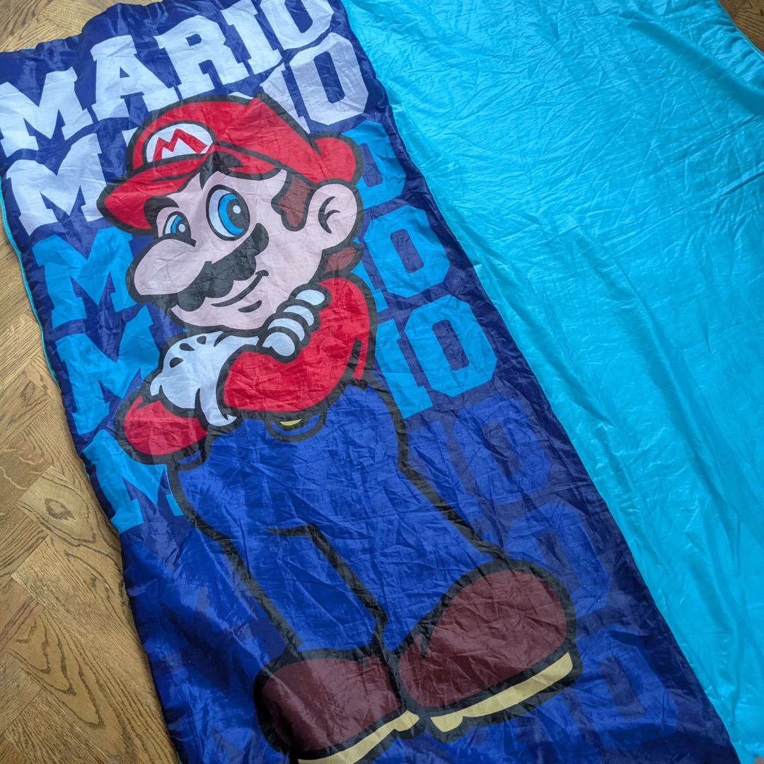Super Mario sleeping bag coat (nylon feel)