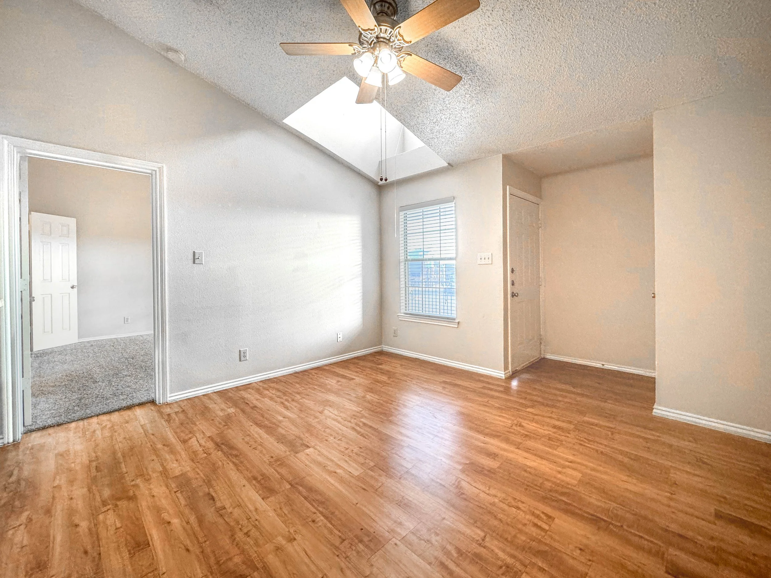 Versailles Apartments