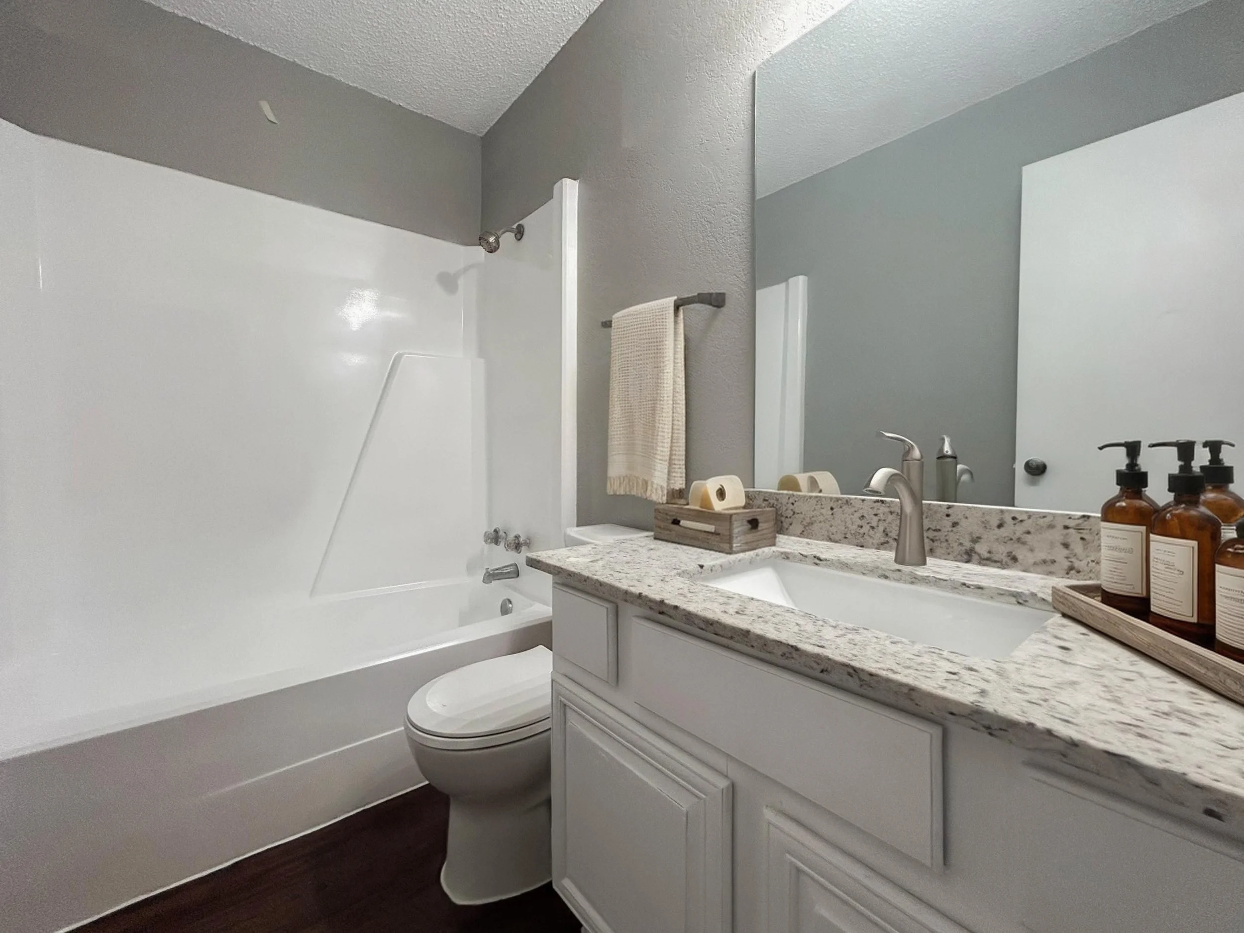 bathroom1.jpeg