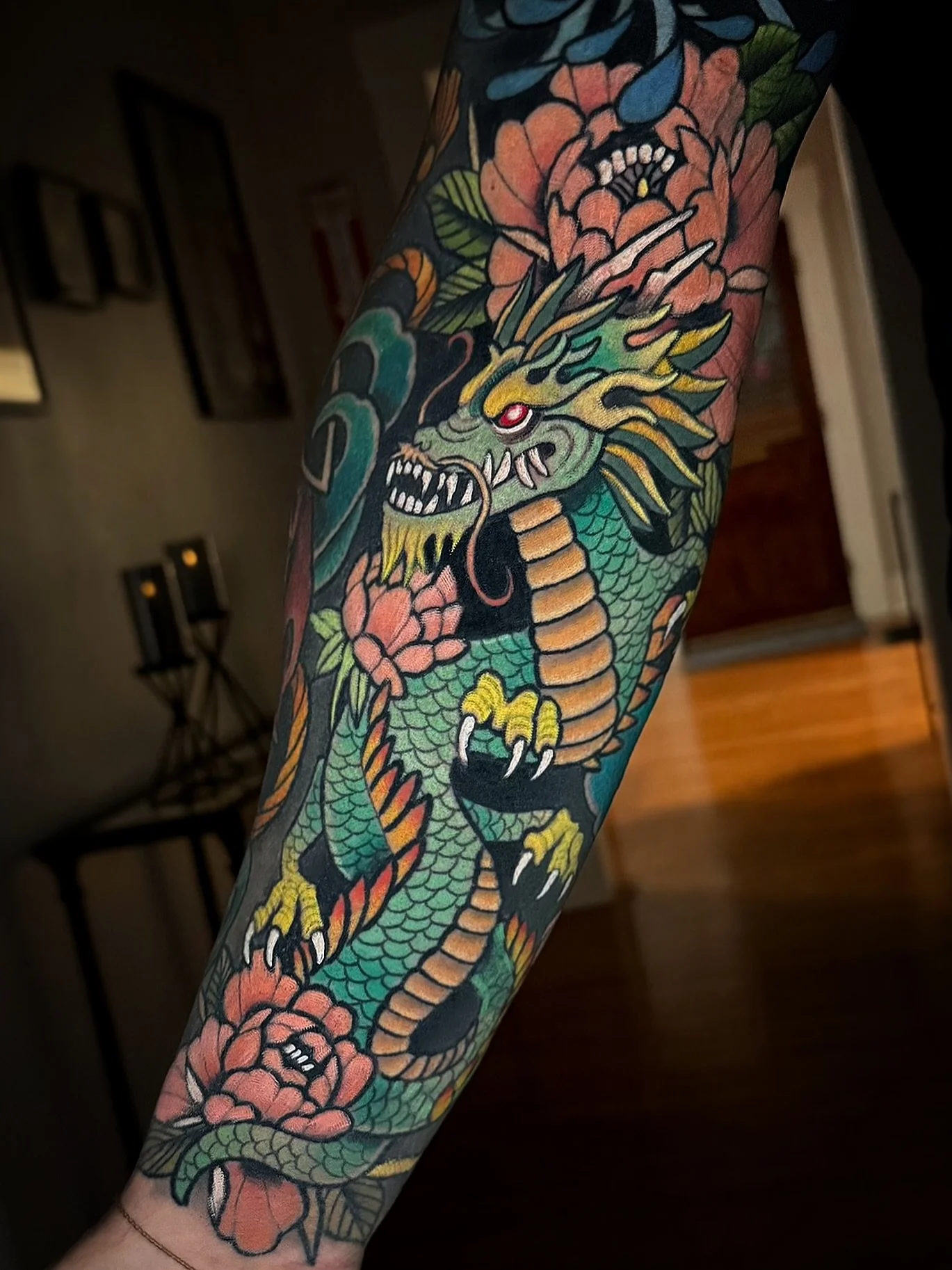 Dragon and peonies ๐๐ธ 
October appointments are now available! 
Link to book is in my bio๐ค
#tattoo #tattoos #tattooed #tattooing #tattoooftheday #tattoolifestyle #tattooartists #tattooist #tattooing #tattooinspiration #charlottenc #charlottetatto