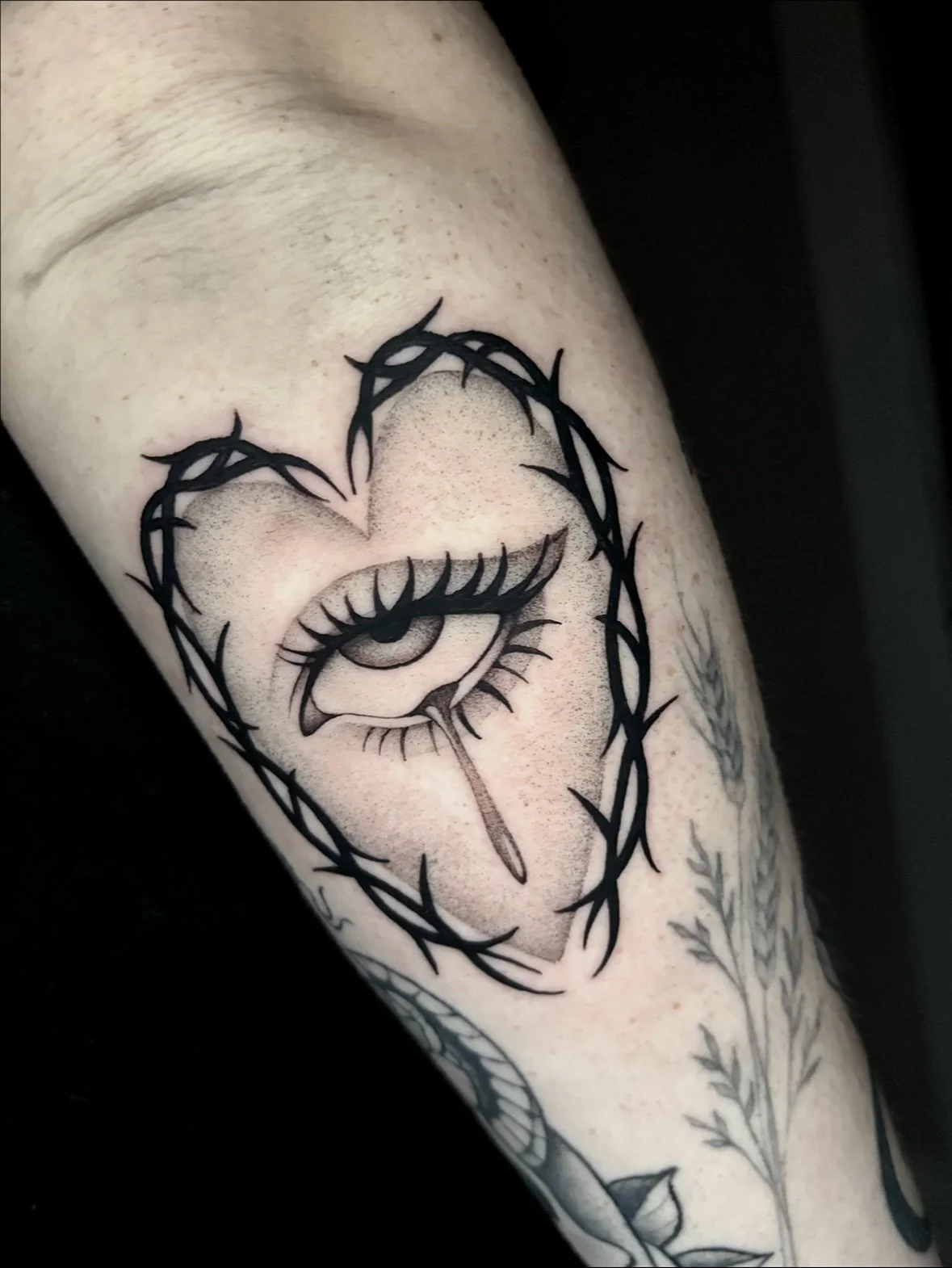 Another one of my pre-drawn designs 🤍✨
Thanks Alexis! 
@9lives.tattoo