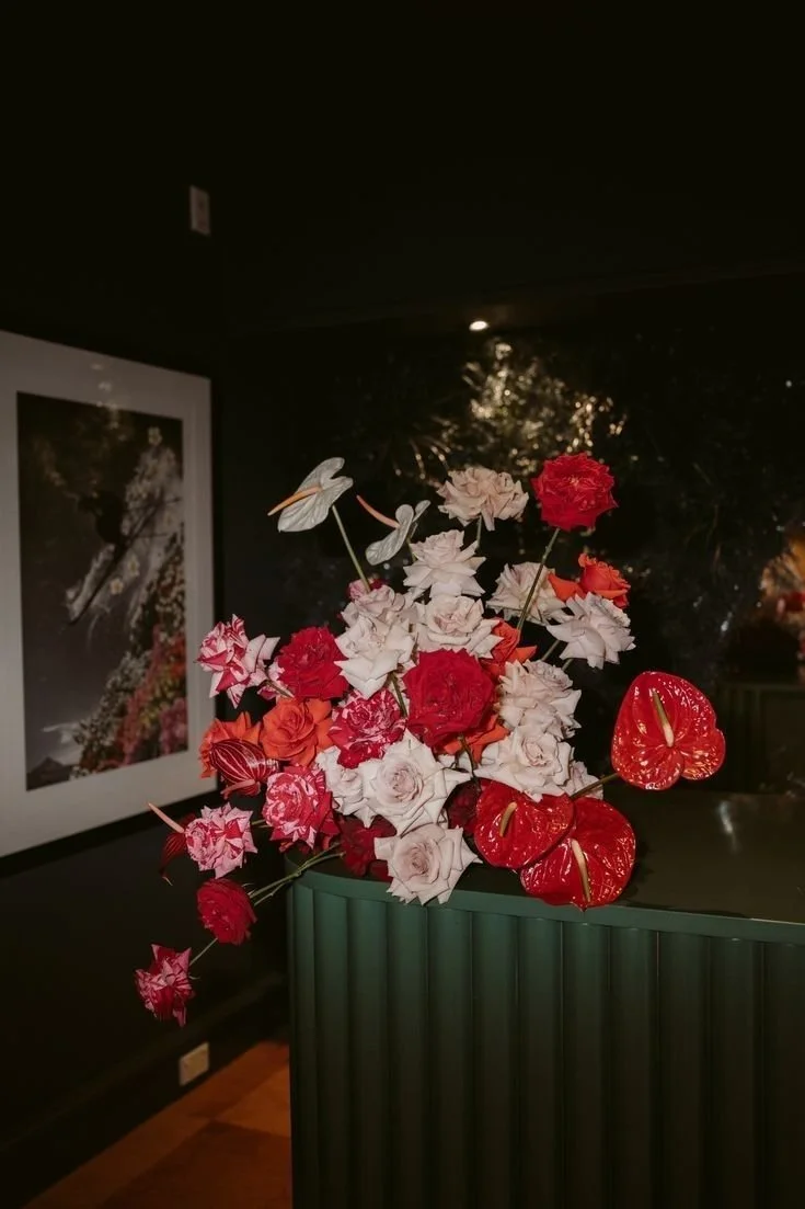 Viero Bridal Showroom Florals (4/8)