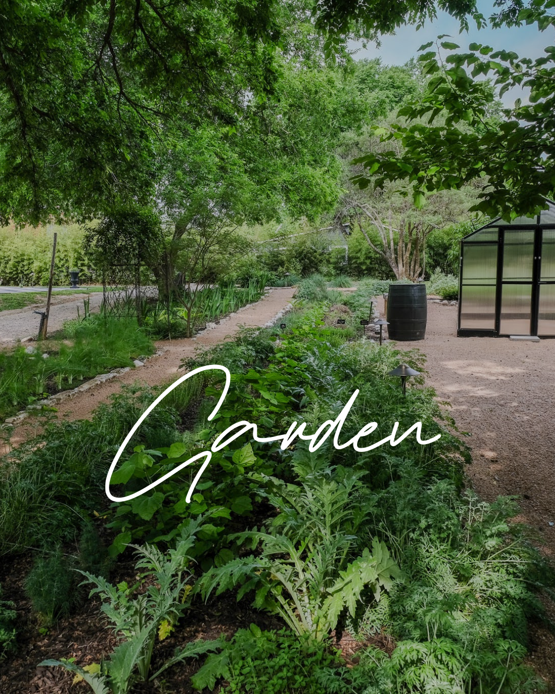 Charming garden property in Fredericksburg, Texas