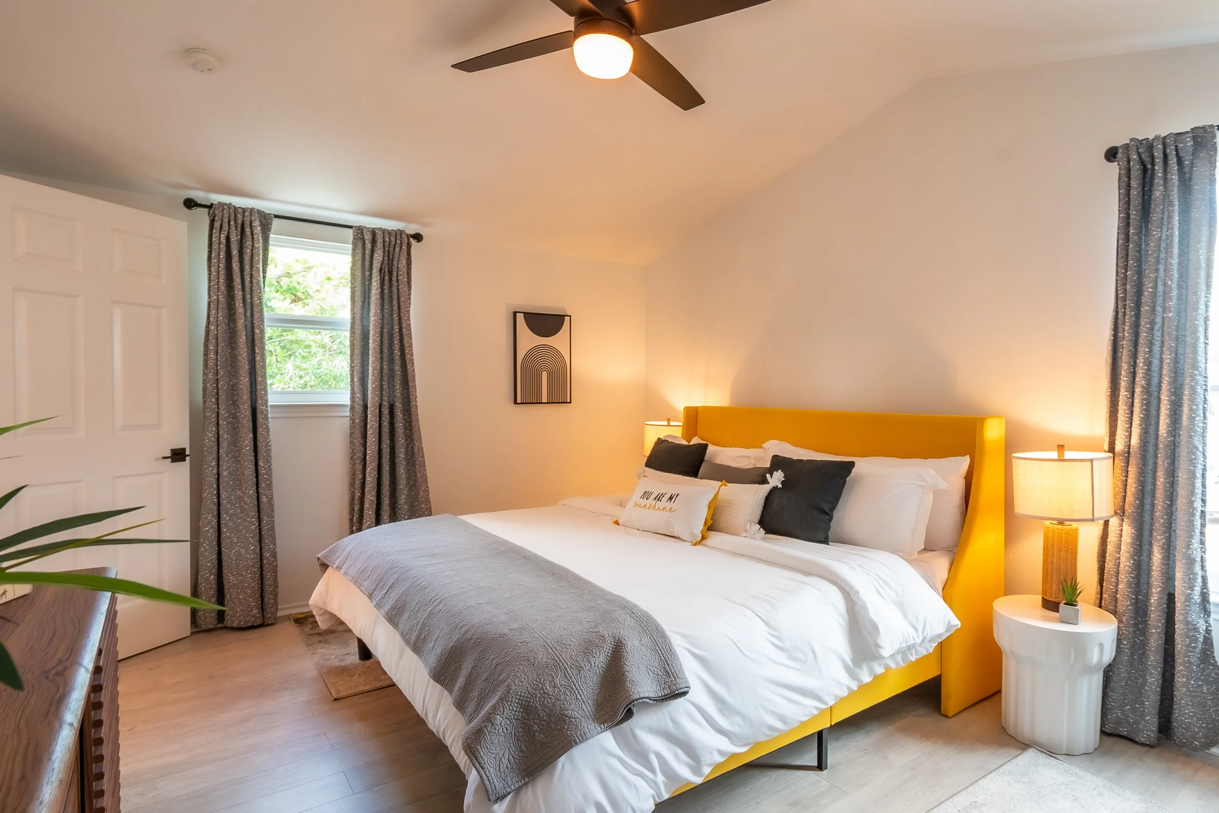 Clean and cozy group getaway in Fredericksburg, Texas
