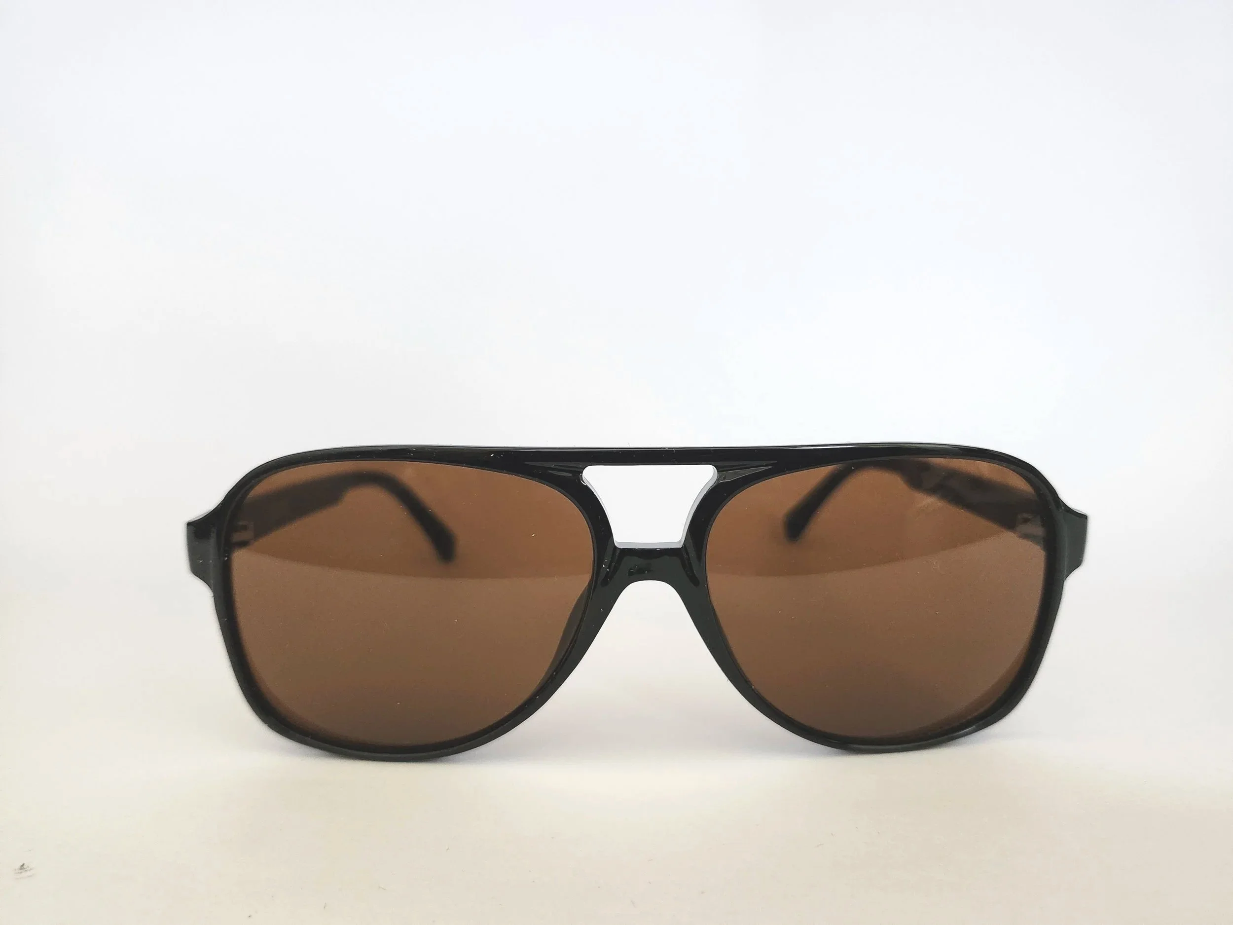 The Dude Sunglasses set, The Dude, The Big Lewbowski, The Dude Abides, Abide!, sunglasses, cleaning cloth, microfiber pouch, Cult Specs, Cult Classic Sunglasses.