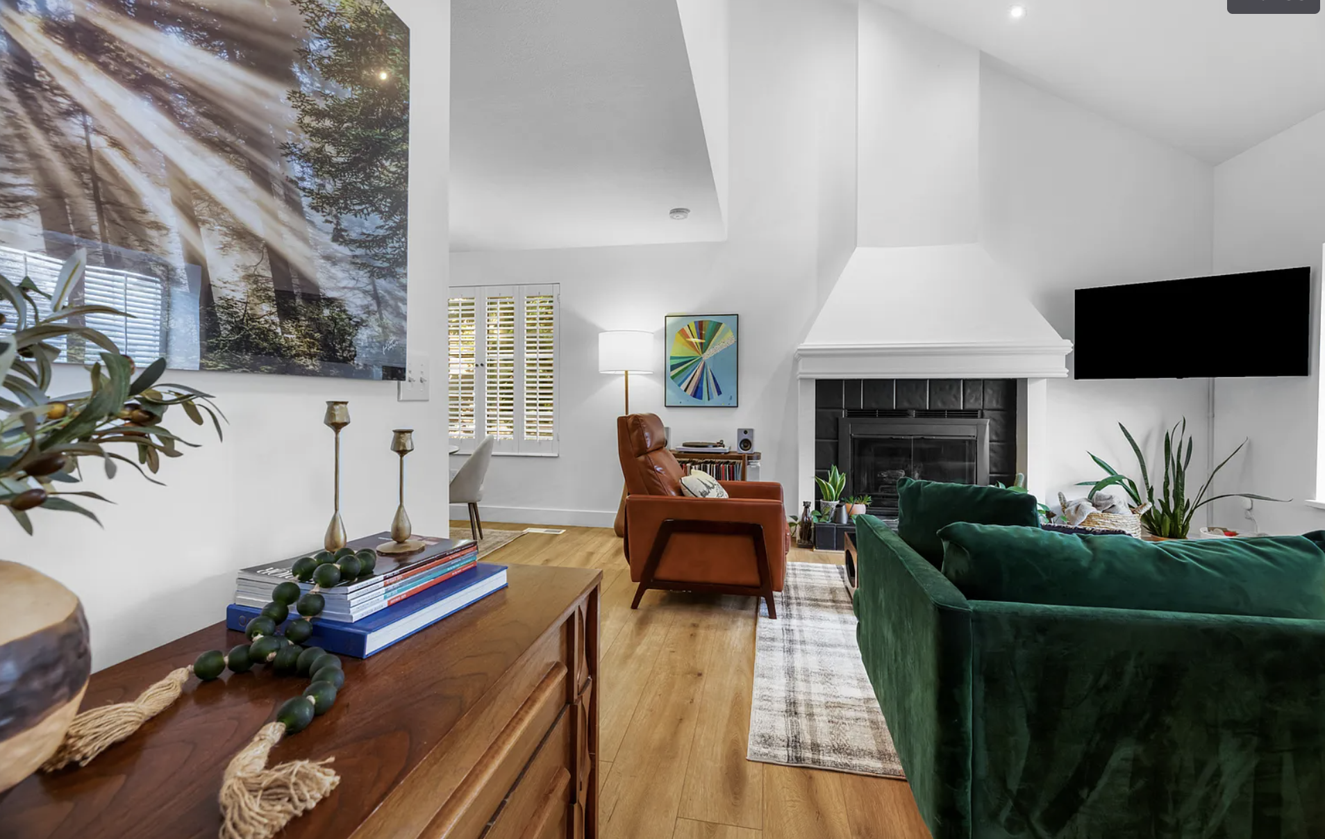 1980's Townhouse Revival