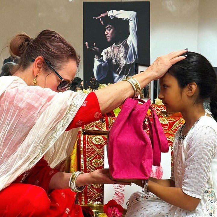 WE ARE THANKFUL FOR LEGACY
Legacy is a river that flows through us to the next geneeration.
We recently held a ceremony where 32 students received their ghungroo. This is a ceremony institute by #panditchitreshdas, as students do not receive their gh