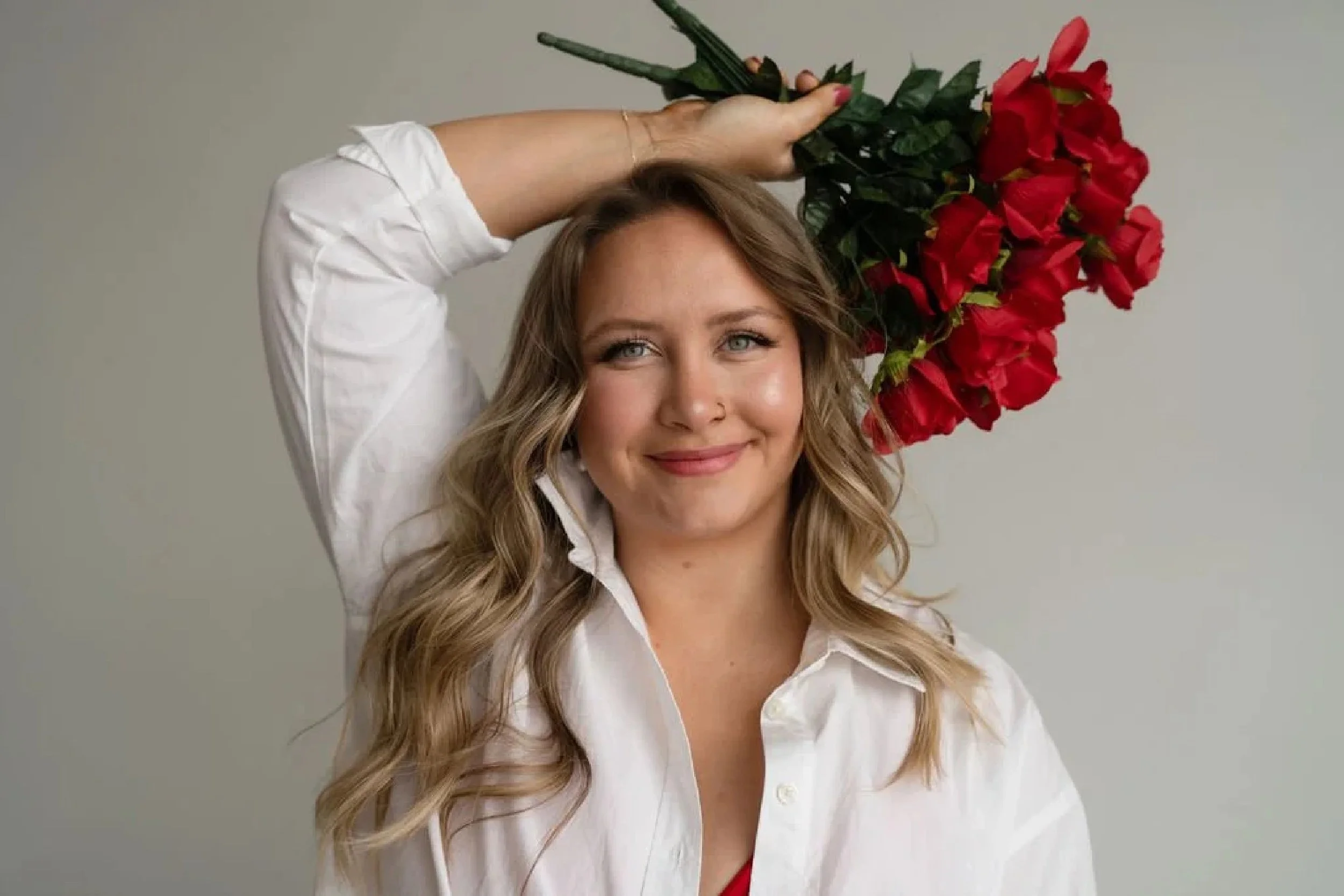 Enhance your look with lash extensions, lifts & tints, and Spray Tans at Bronzed Beauty LLC in Omro, WI. Serving Oshkosh, Appleton, Neenah & Fox Valley.