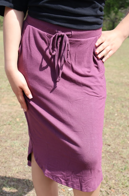mauve skirt 1.png