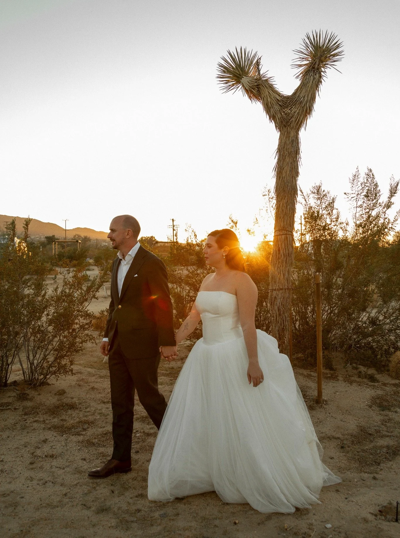 Crisp desert air, wide-open skies, and an electric wedding celebration in the heart of Joshua Tree, California. Thank you @abbyhartphotography for having me as your second! 

#socalphotographer #joshuatree #wedding #bridal #atelierholmes #joshuatreew